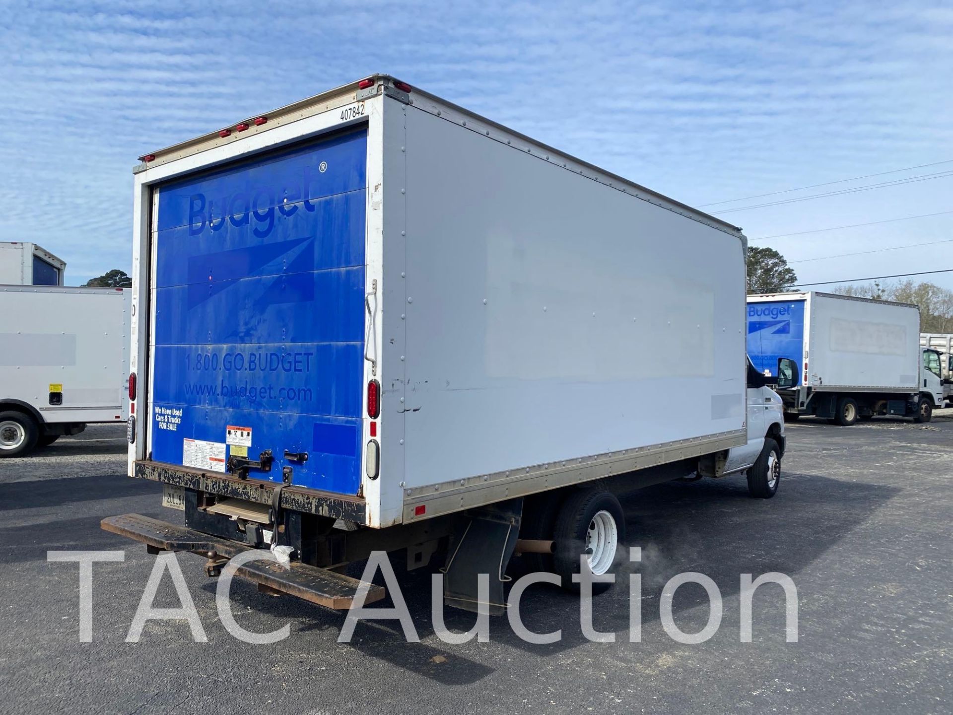 2014 Ford Econoline E-350 16ft Box Truck - Image 4 of 53