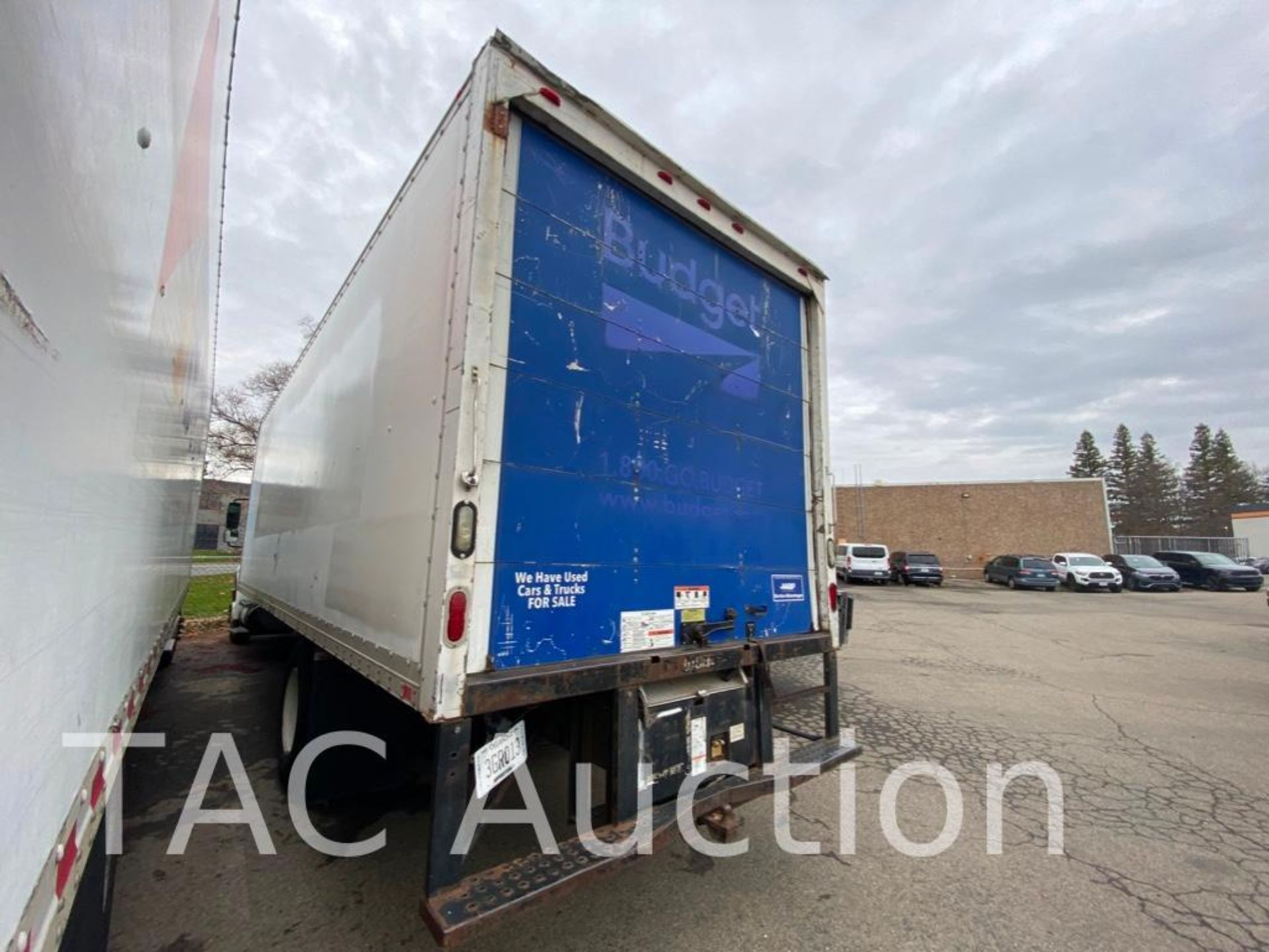 2015 International Durastar 4300 26ft Box Truck - Image 58 of 98