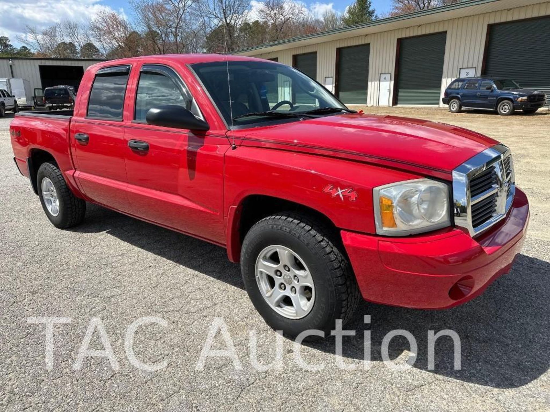 2006 Dodge Dakota SLT 4x4 Crew Cab Pickup Truck - Image 3 of 17