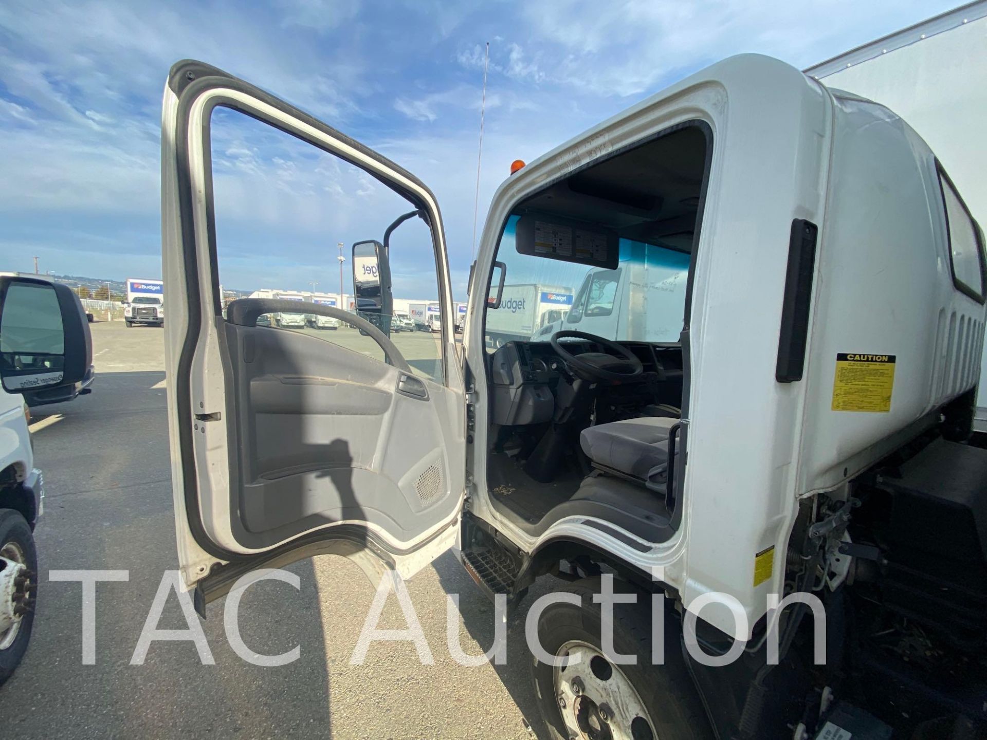 2017 Chevrolet 4500HD Diesel 16ft Box Truck - Image 8 of 80