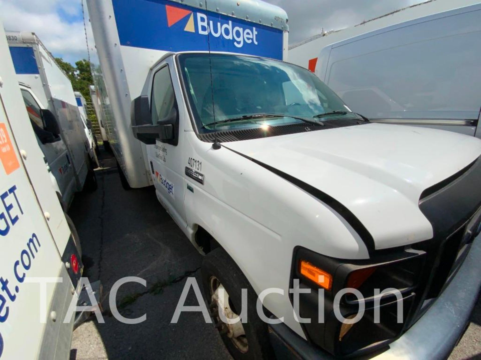 2014 Ford E-350 16ft Box Truck