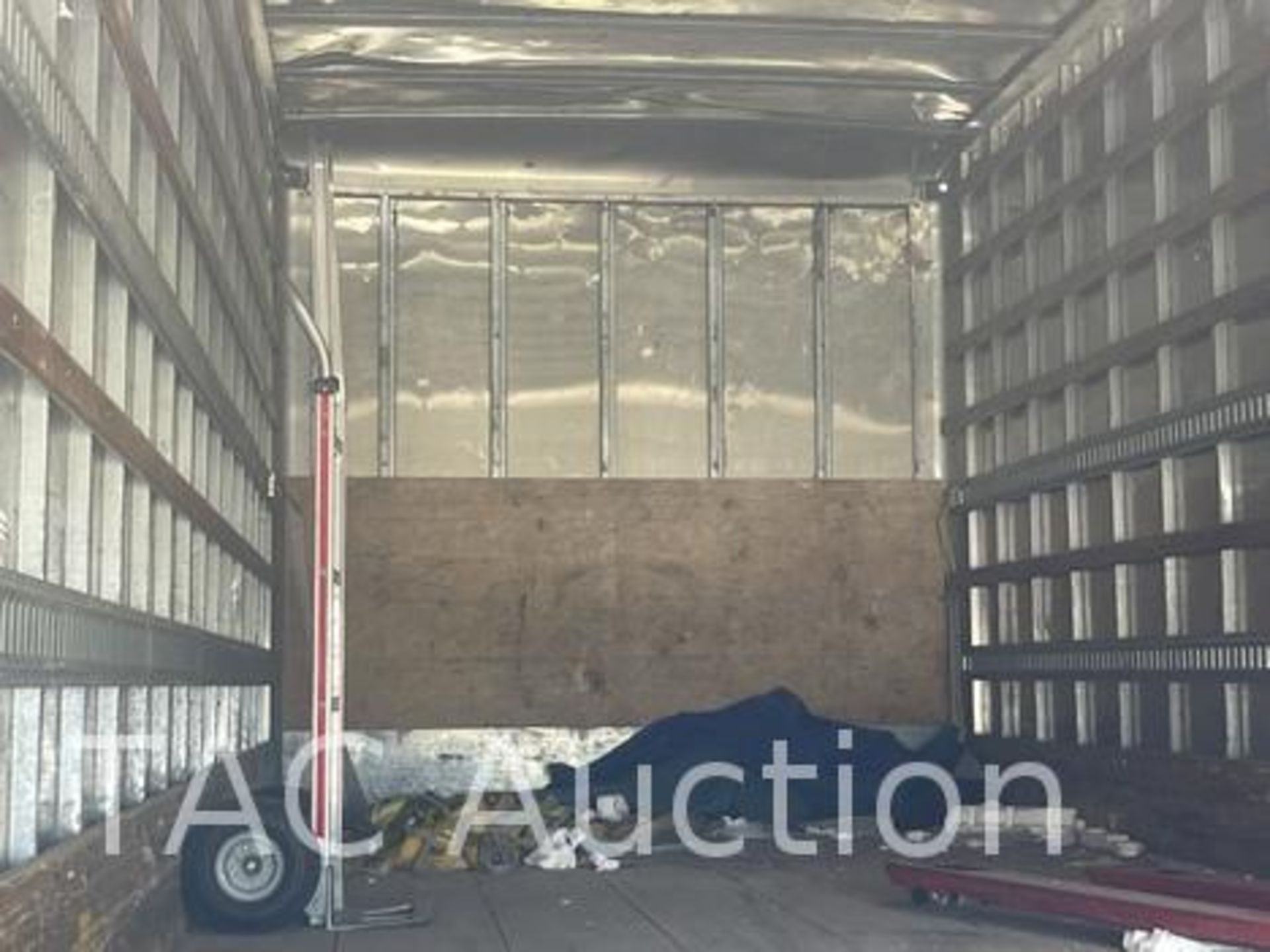 2016 International 4300 26ft Box Truck - Image 24 of 64