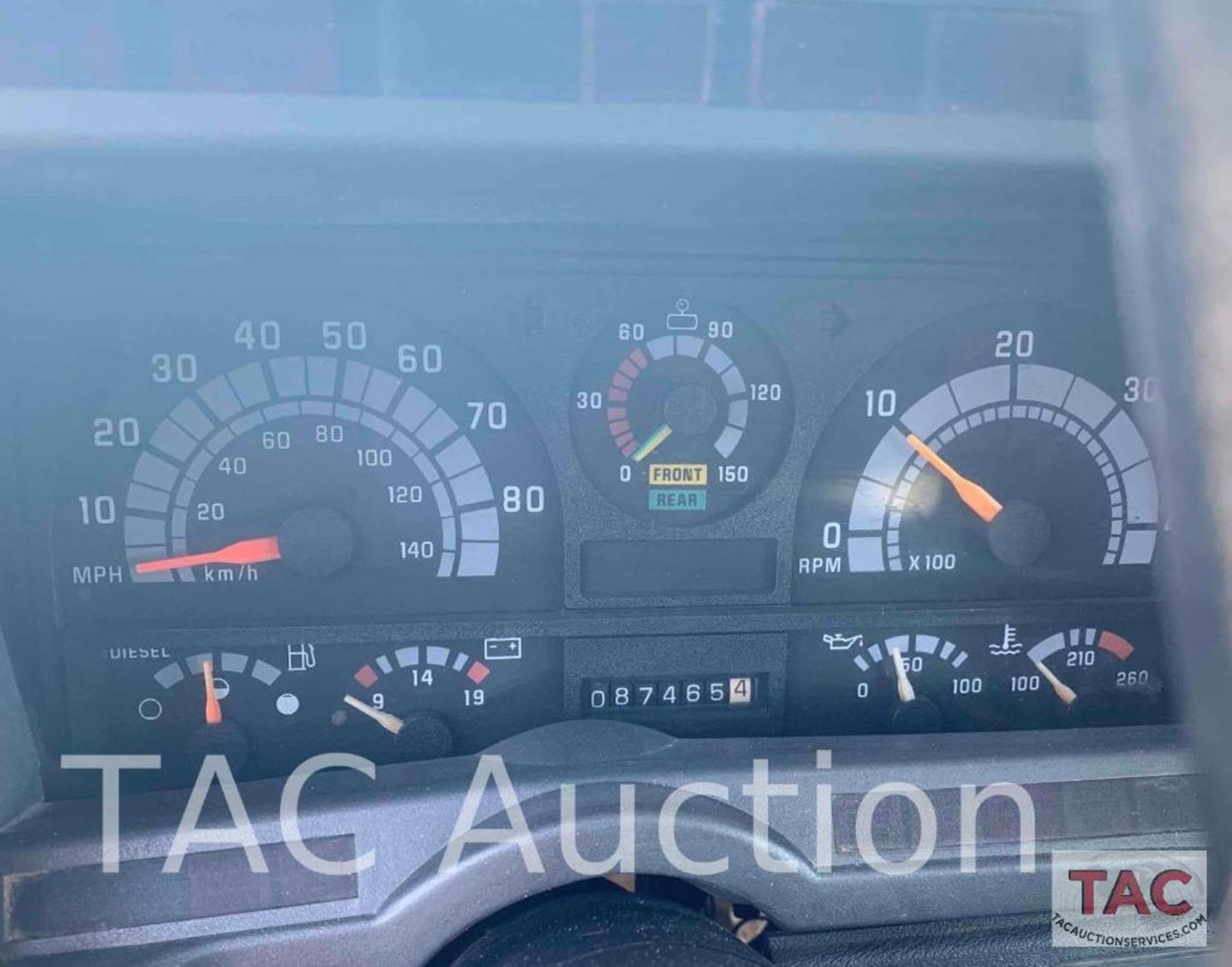 1999 GMC 7500 Crew Cab Utility Truck - Image 14 of 25