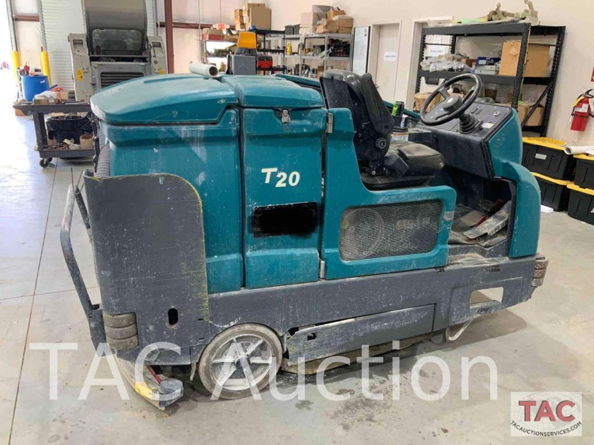 Tennant T20 Industrial Ride-On Scrubber - Image 4 of 29