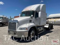 2005 Mack CX613 Sleeper Truck