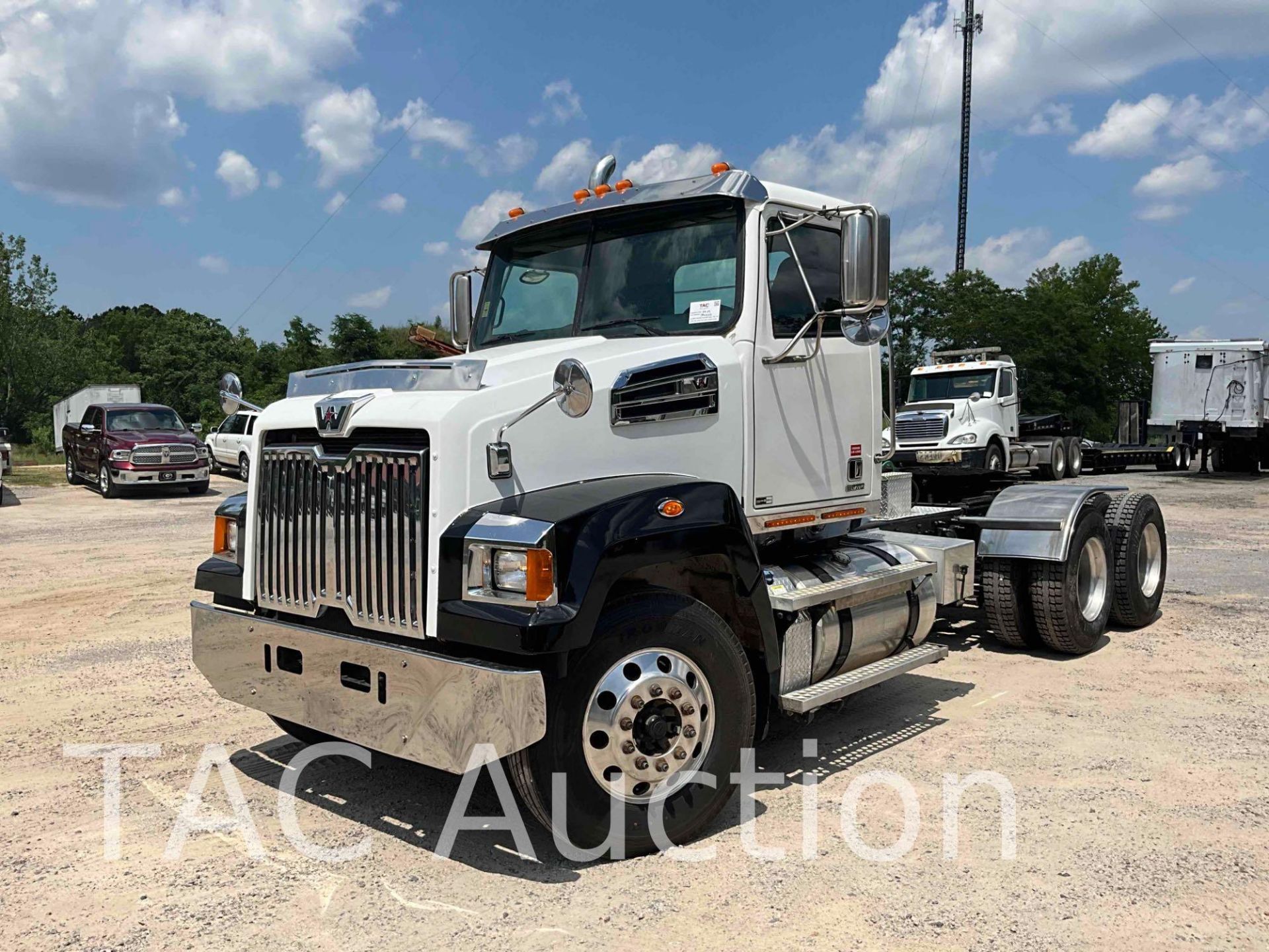 2013 Western Star 4700SF Day Cab