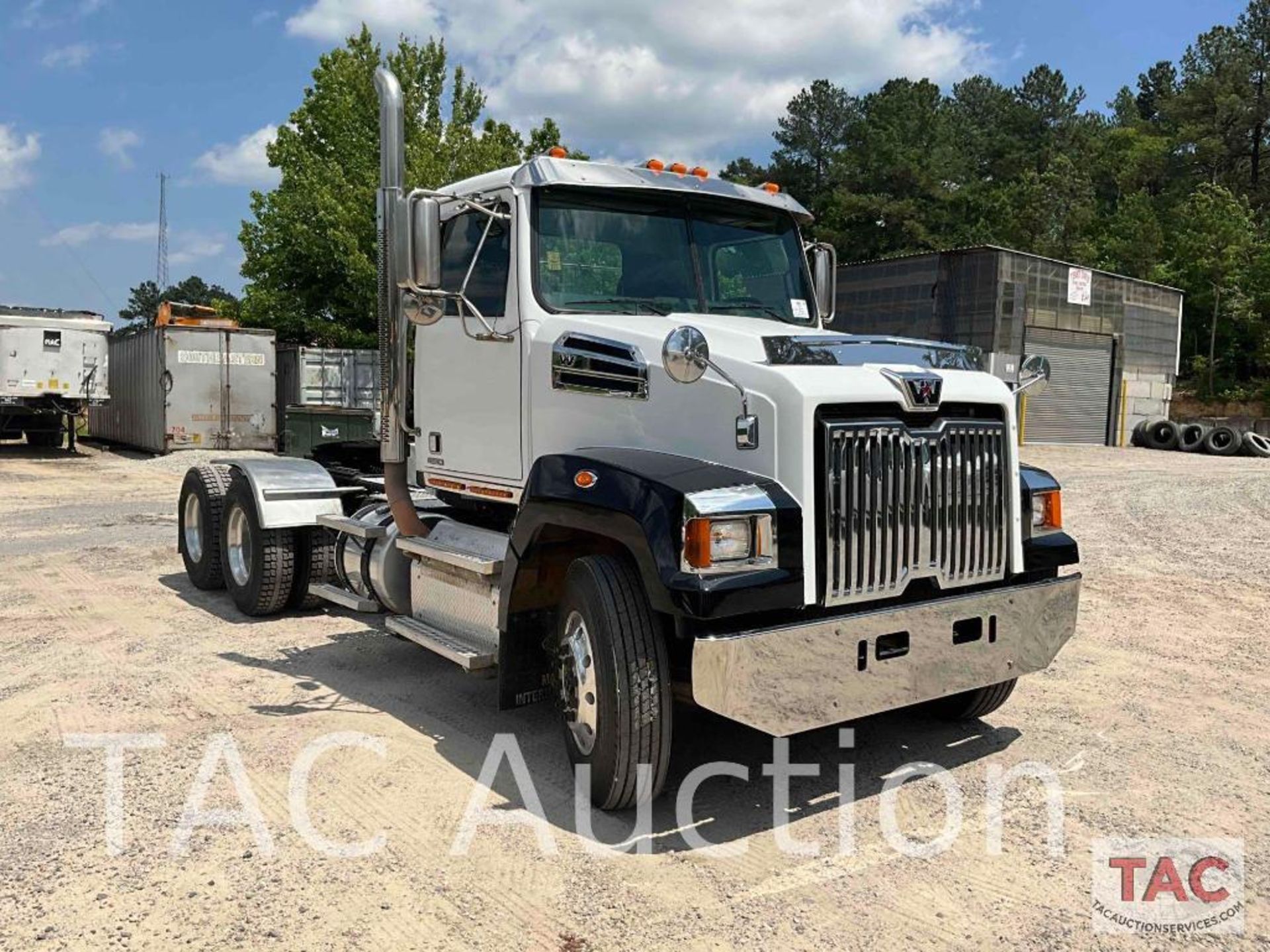 2013 Western Star 4700SF Day Cab - Image 6 of 158