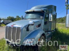 2016 Peterbilt 579 Sleeper Truck