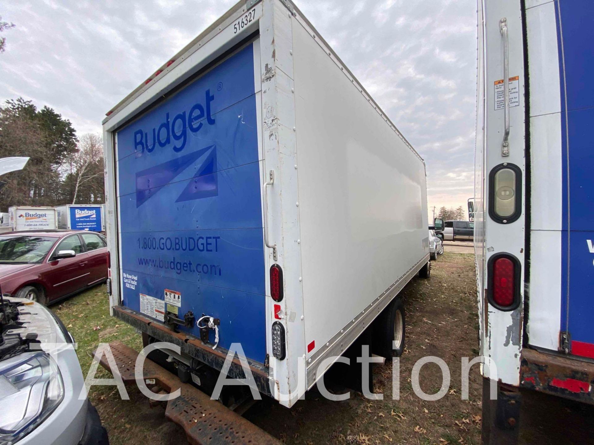 2015 Ford E-350 16ft Box Truck - Image 8 of 88