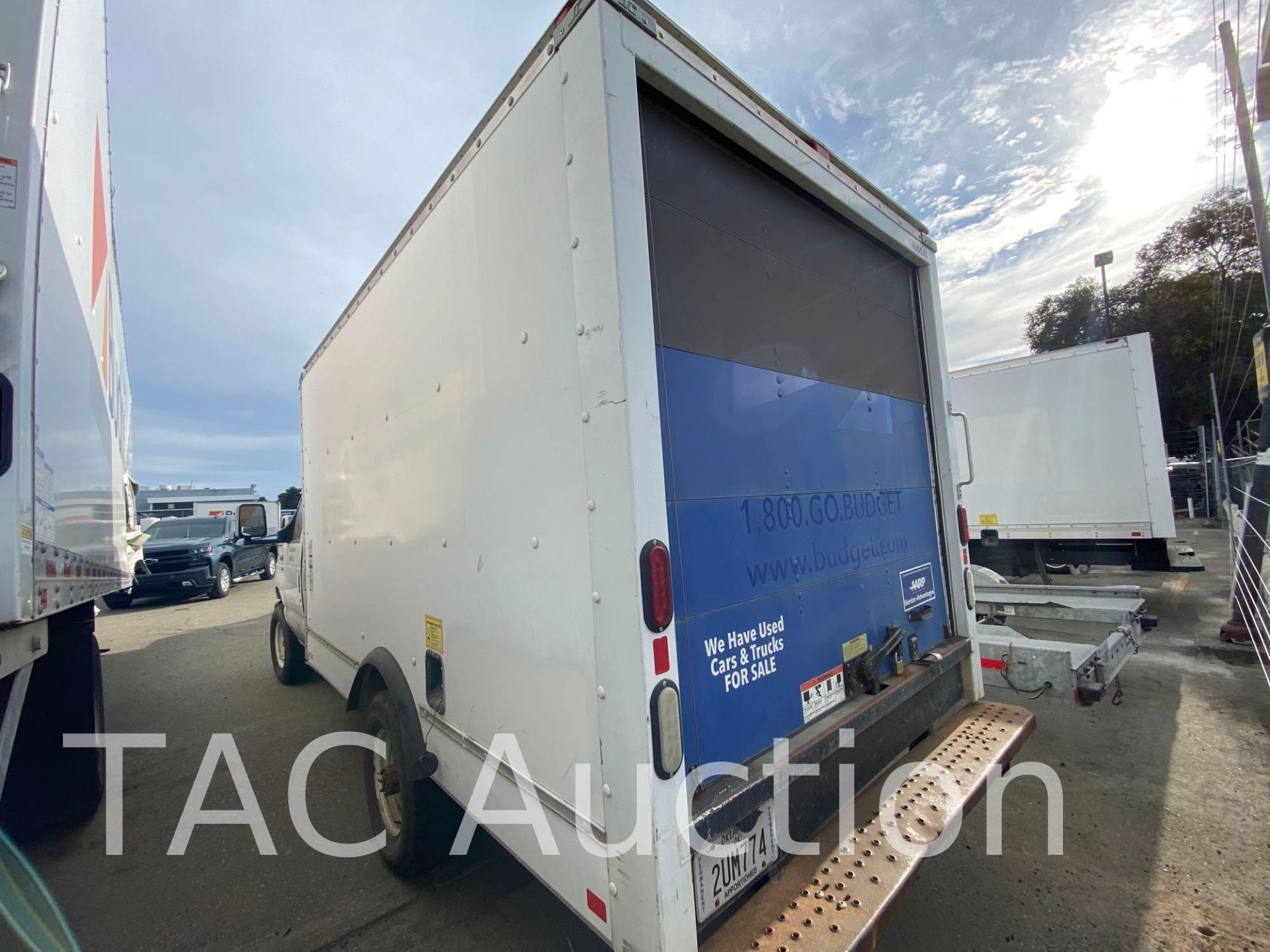 2014 Ford Econoline E-350 12ft Box Truck - Image 10 of 148