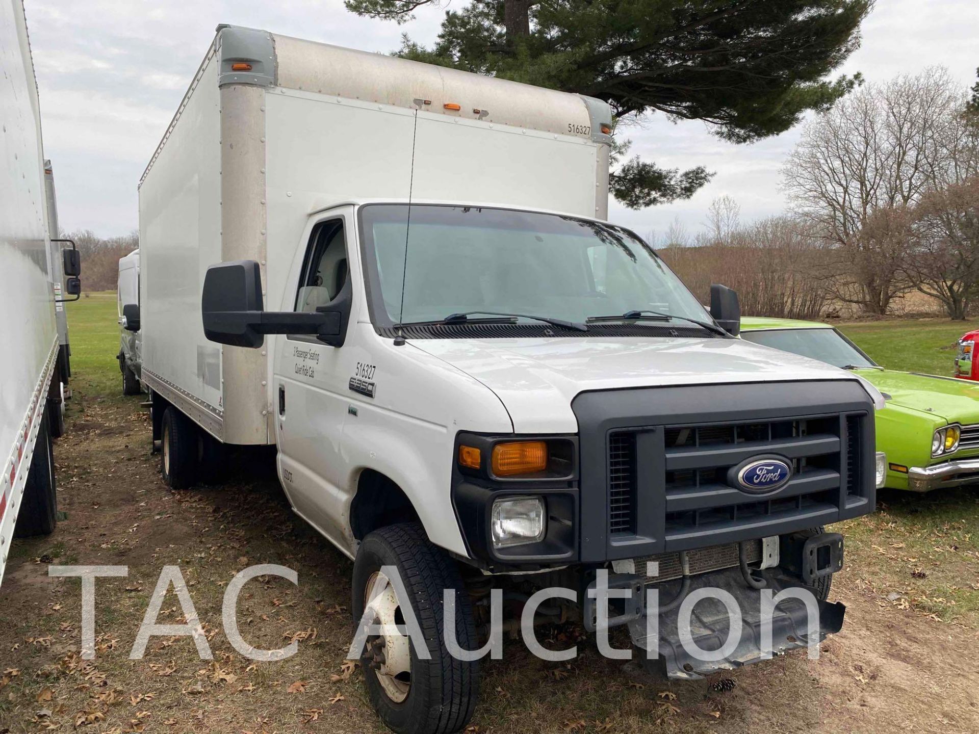 2015 Ford E-350 16ft Box Truck - Image 6 of 88