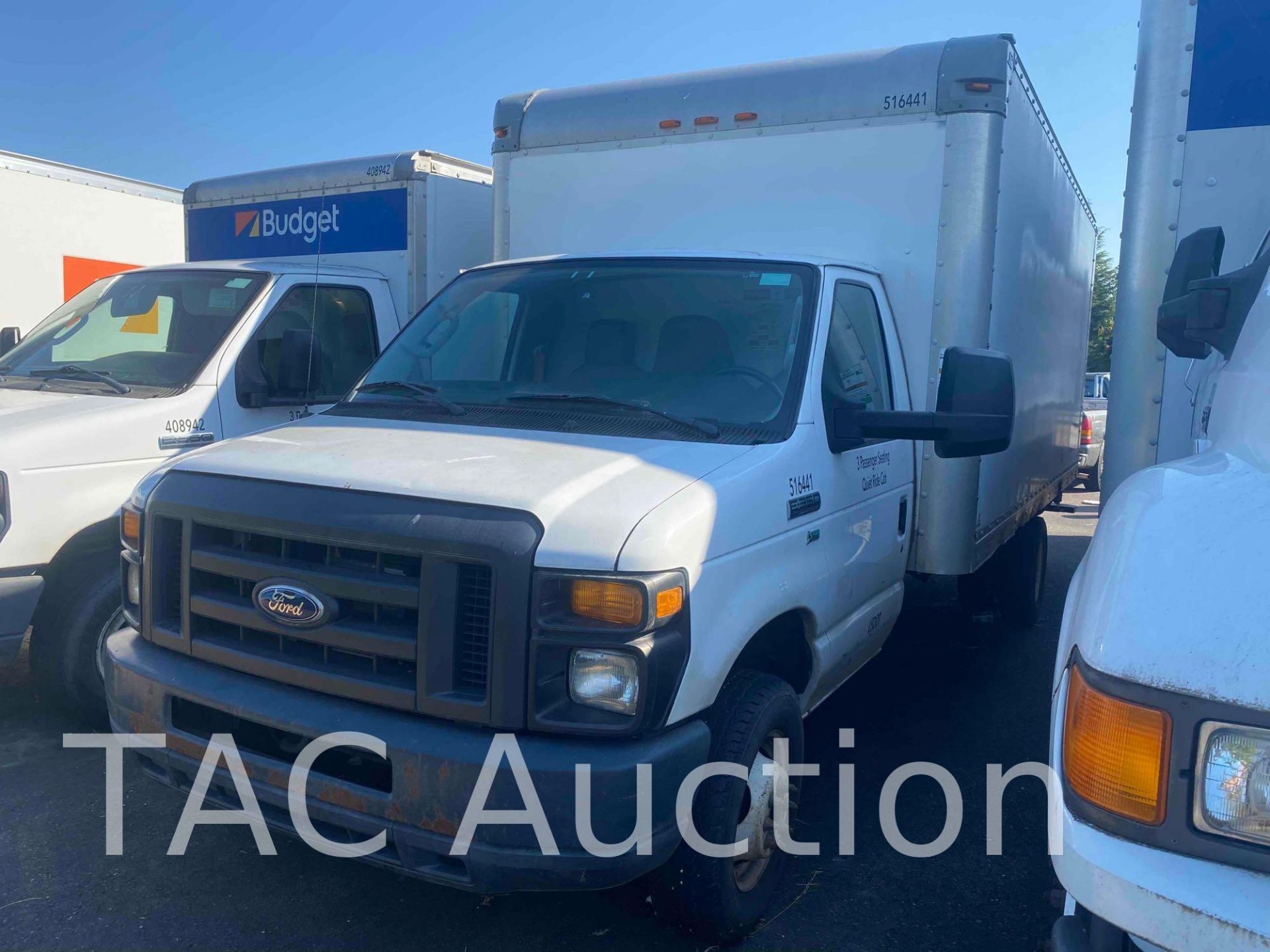 2015 Ford E-350 16ft Box Truck