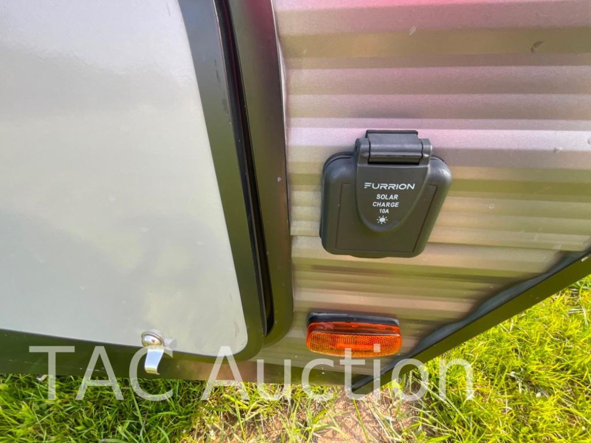 2021 Silver Lake by Forest River 27K2D 34ft Bumper Pull Camper - Image 30 of 33