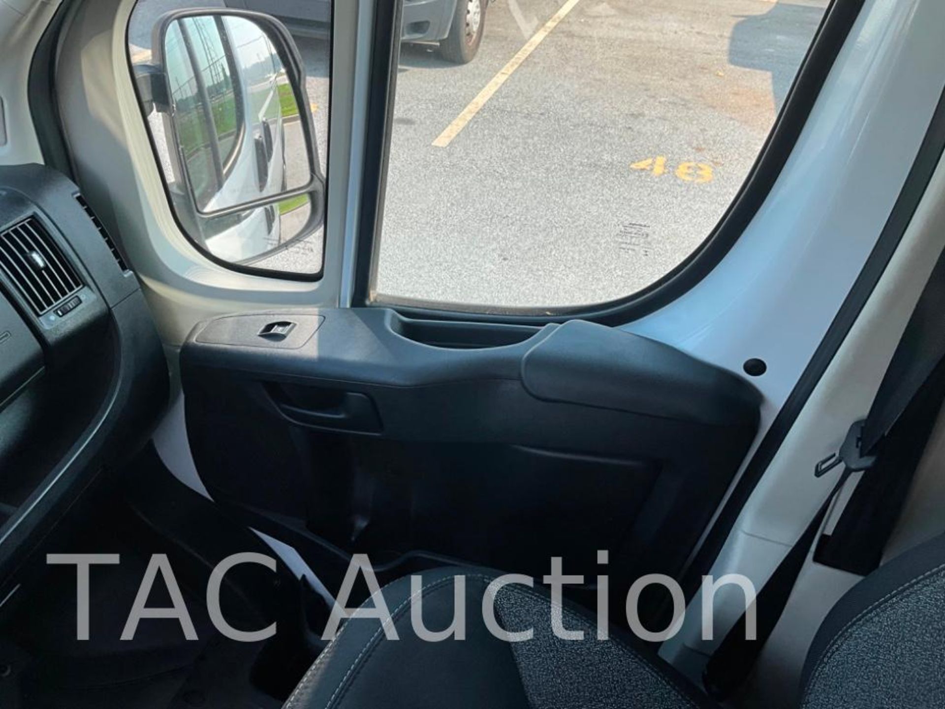 2021 Ram ProMaster 1500 Van - Image 16 of 43