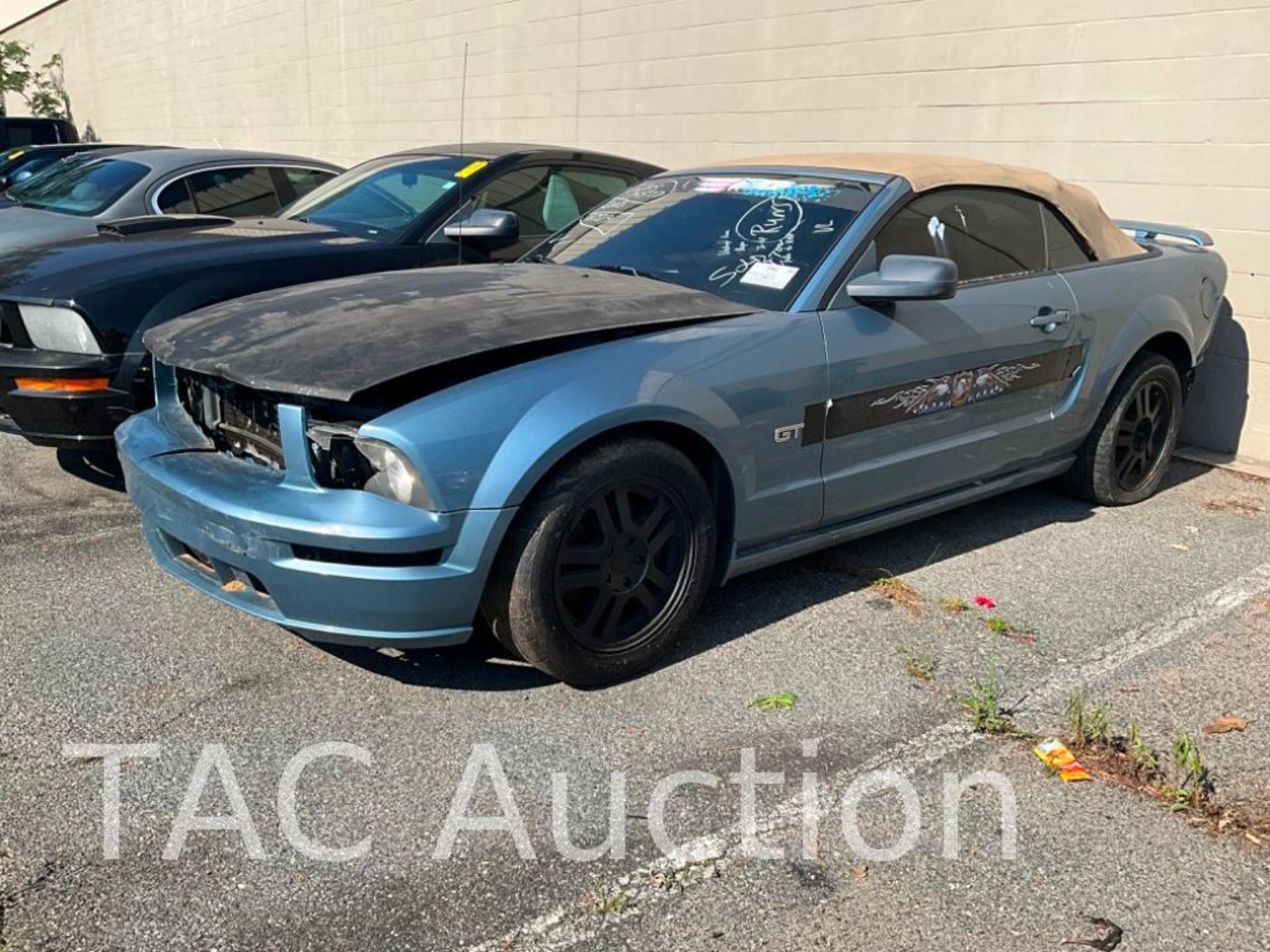 2005 Ford Mustang GT Convertible