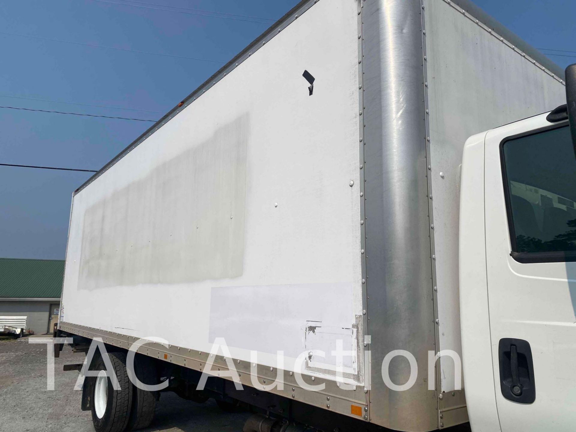 2015 International Durastar 4300 26ft Box Truck - Image 21 of 71