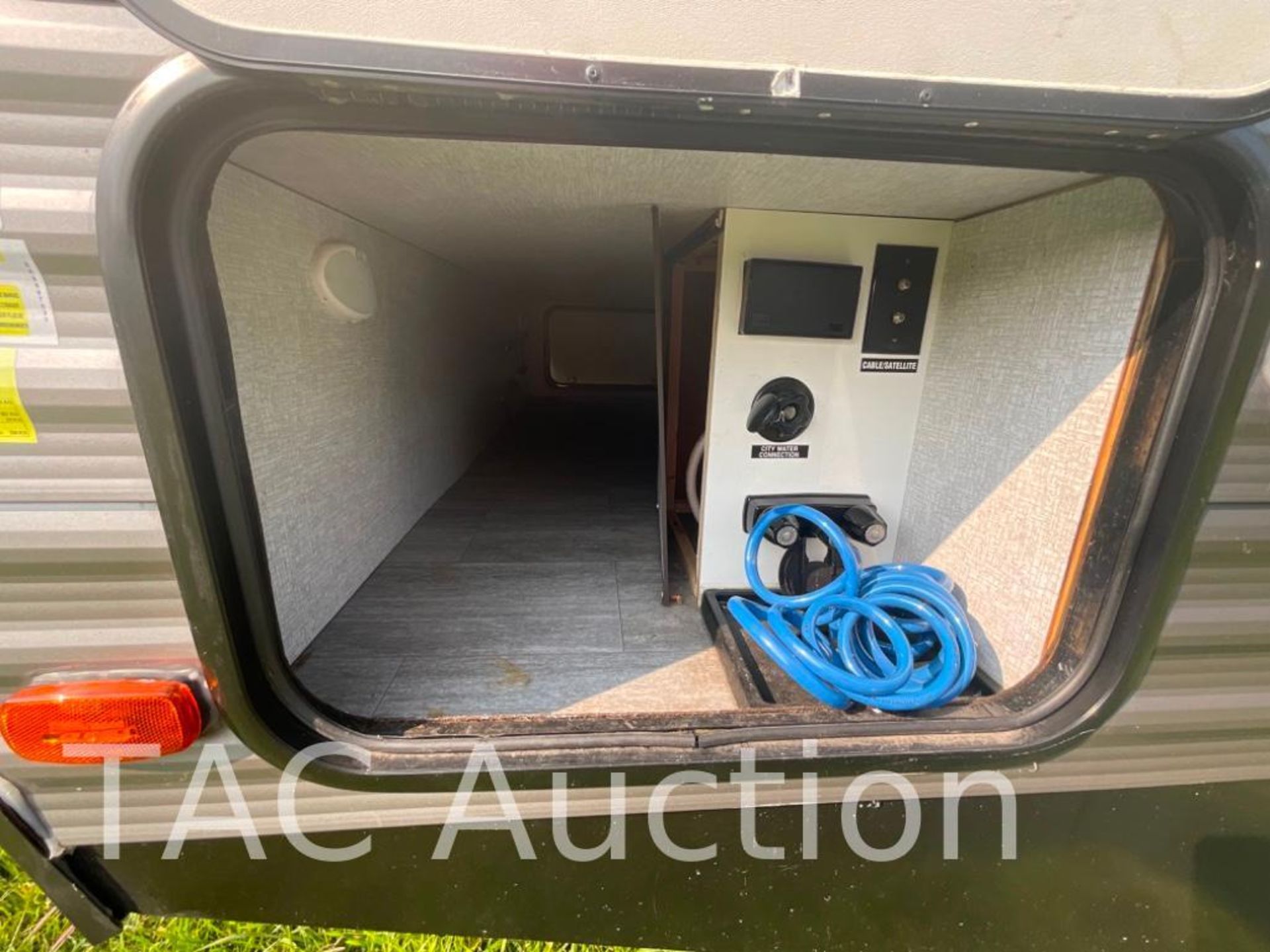 2021 Silver Lake by Forest River 27K2D 34ft Bumper Pull Camper Location