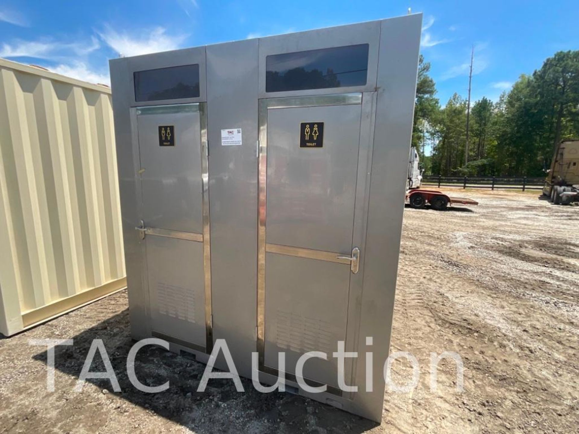 New Double Stall Unisex Porta Potty W/ Sink