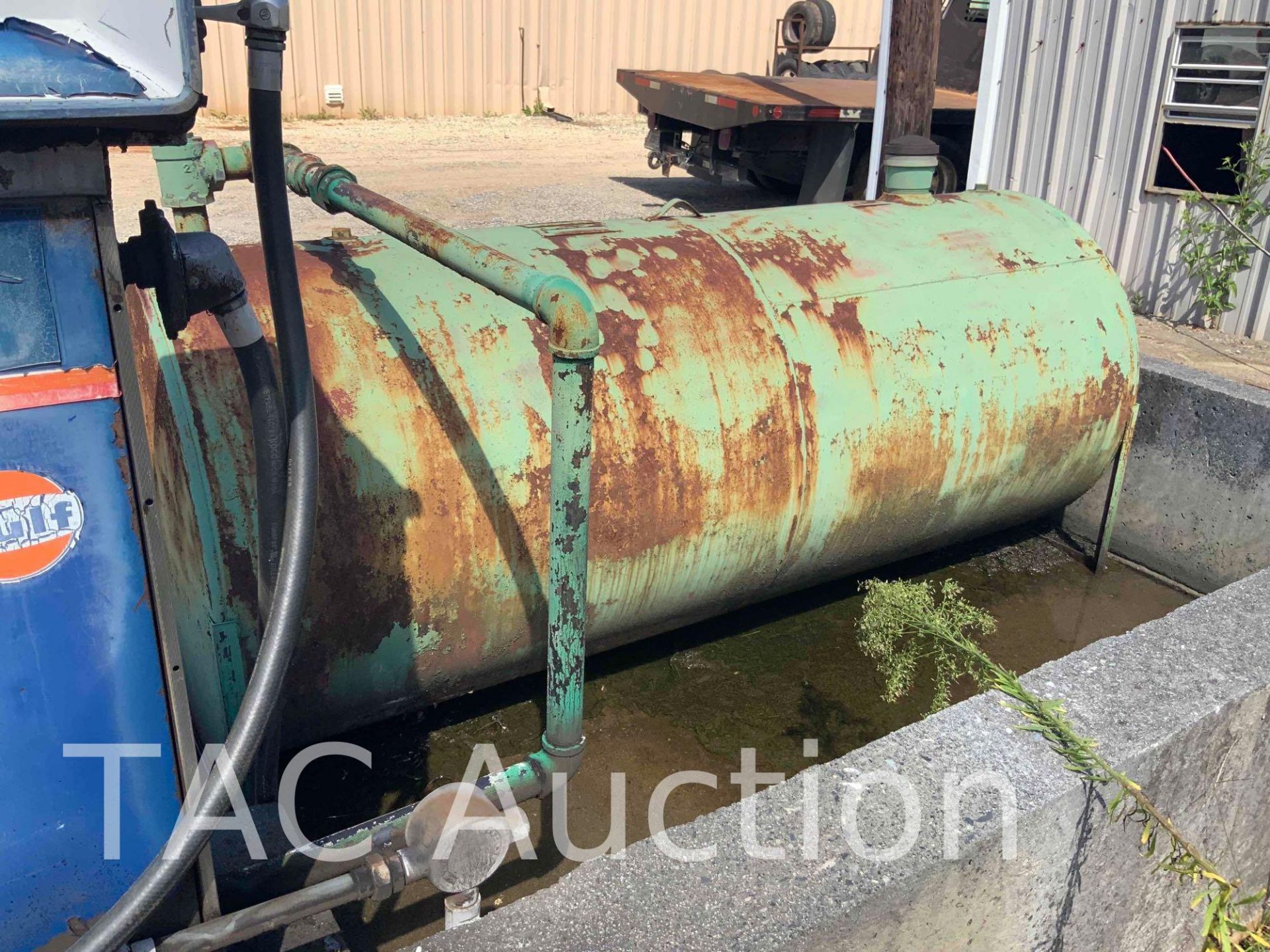 500 Gallon Fuel Tank W/ Electric Pump - Image 3 of 10