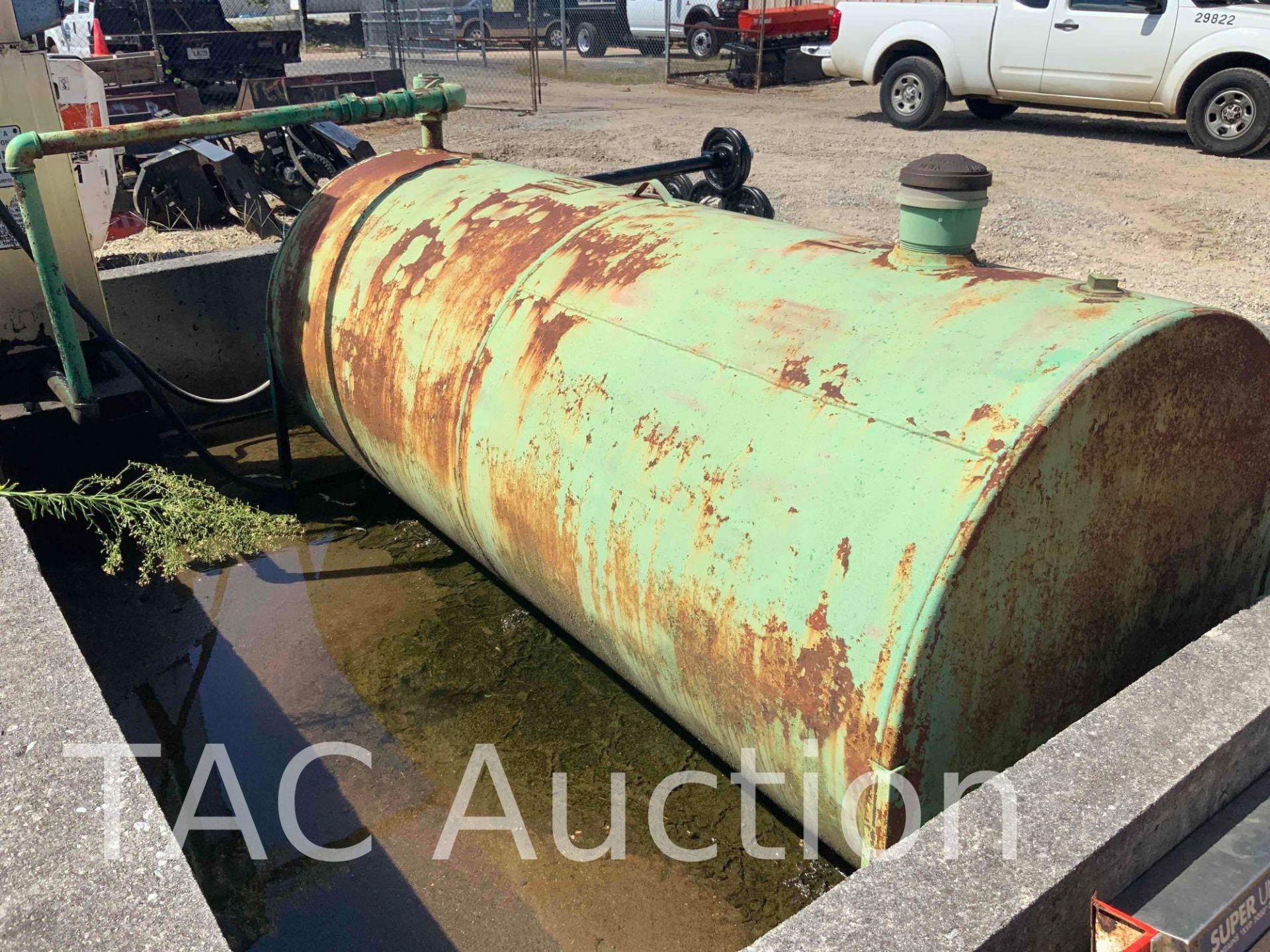 500 Gallon Fuel Tank W/ Electric Pump - Image 7 of 10