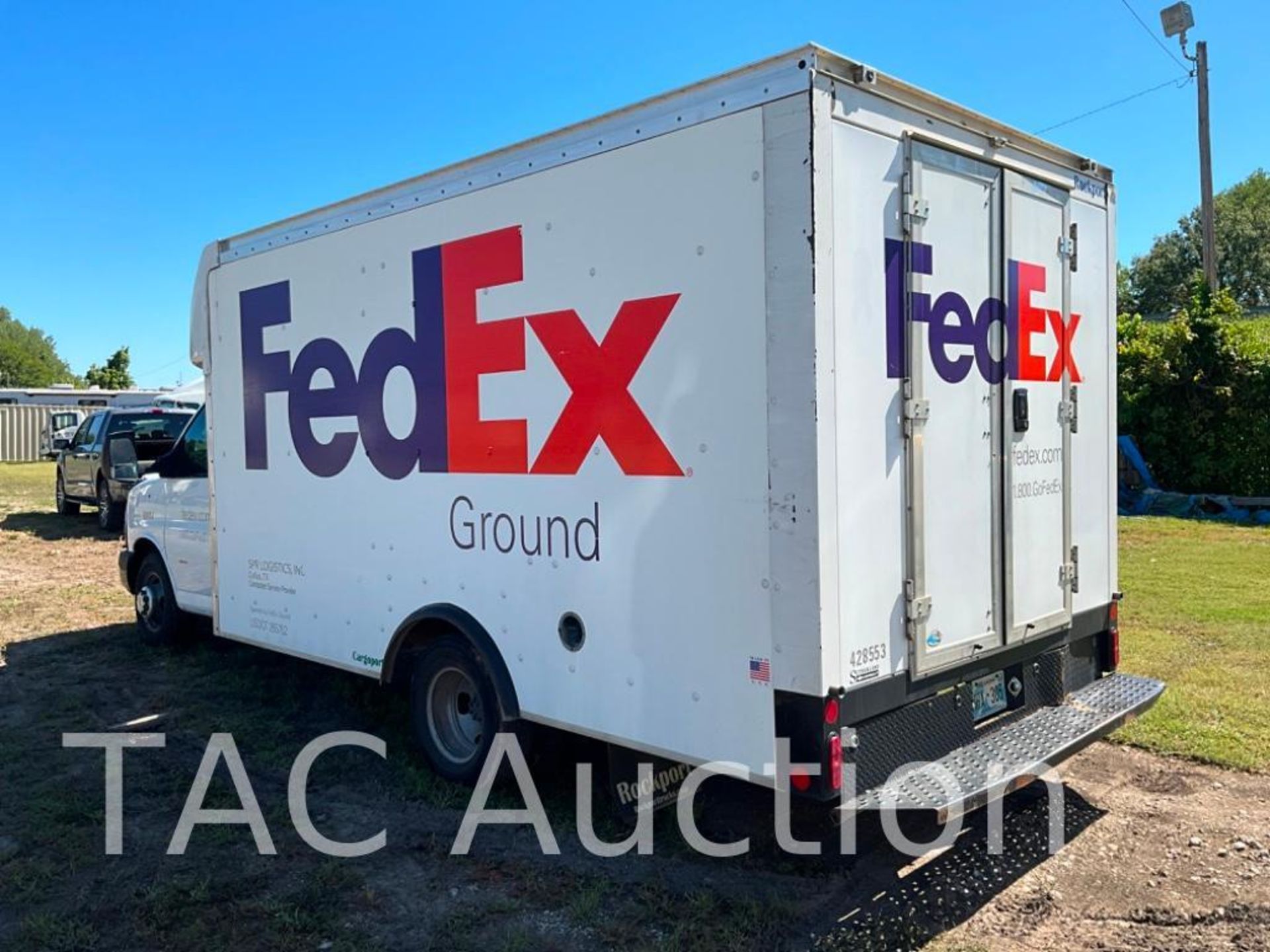 2019 Chevrolet Express 14ft Box Truck - Image 4 of 47