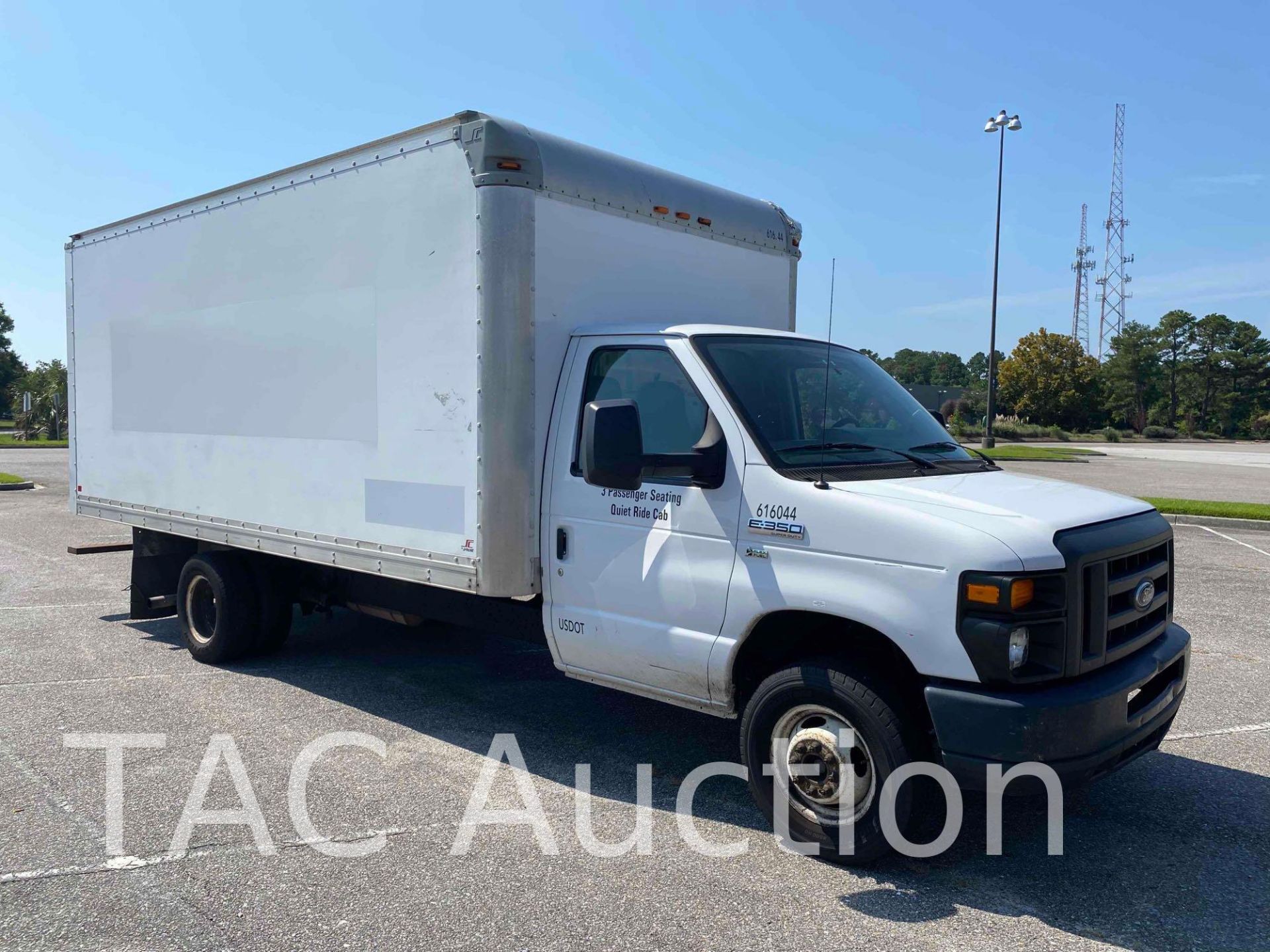 2016 Ford E-350 Box Truck - Image 3 of 49