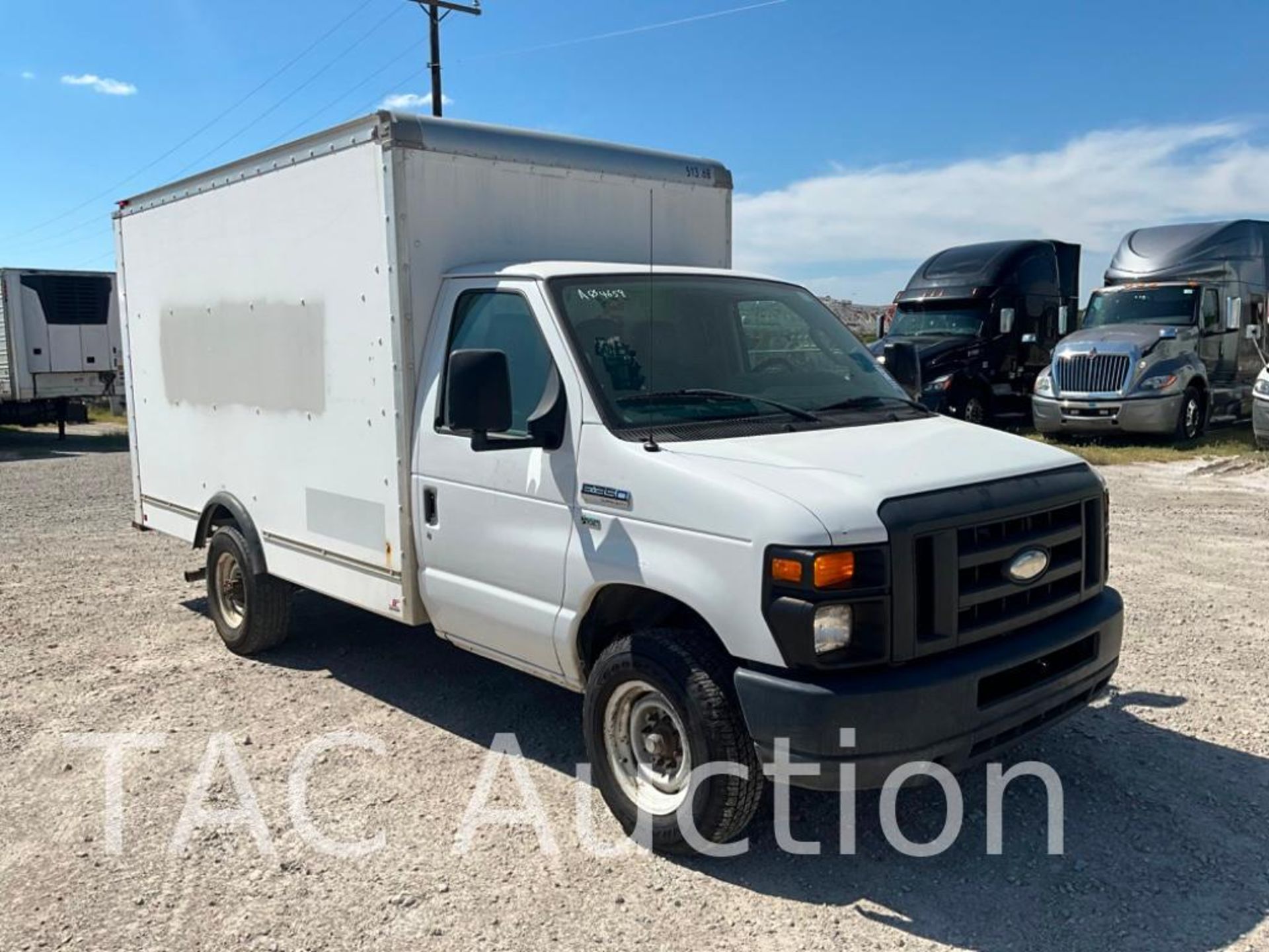 2015 Ford E-350 12ft Box Truck - Image 3 of 39