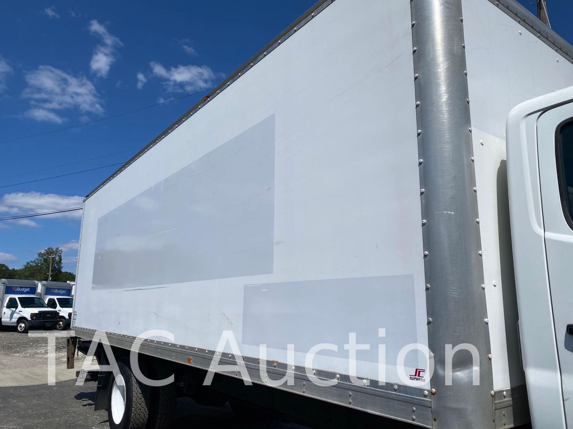 2016 Hino 268 26ft Box Truck - Image 20 of 59