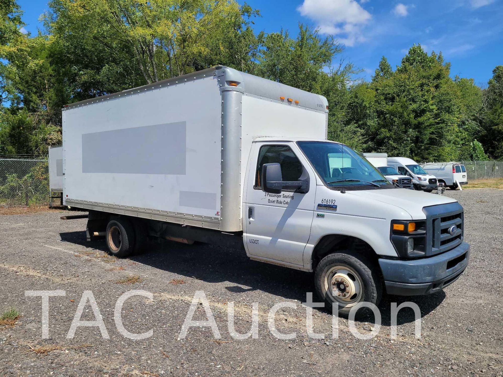 2016 Ford E-350 16ft Box Truck - Image 3 of 51