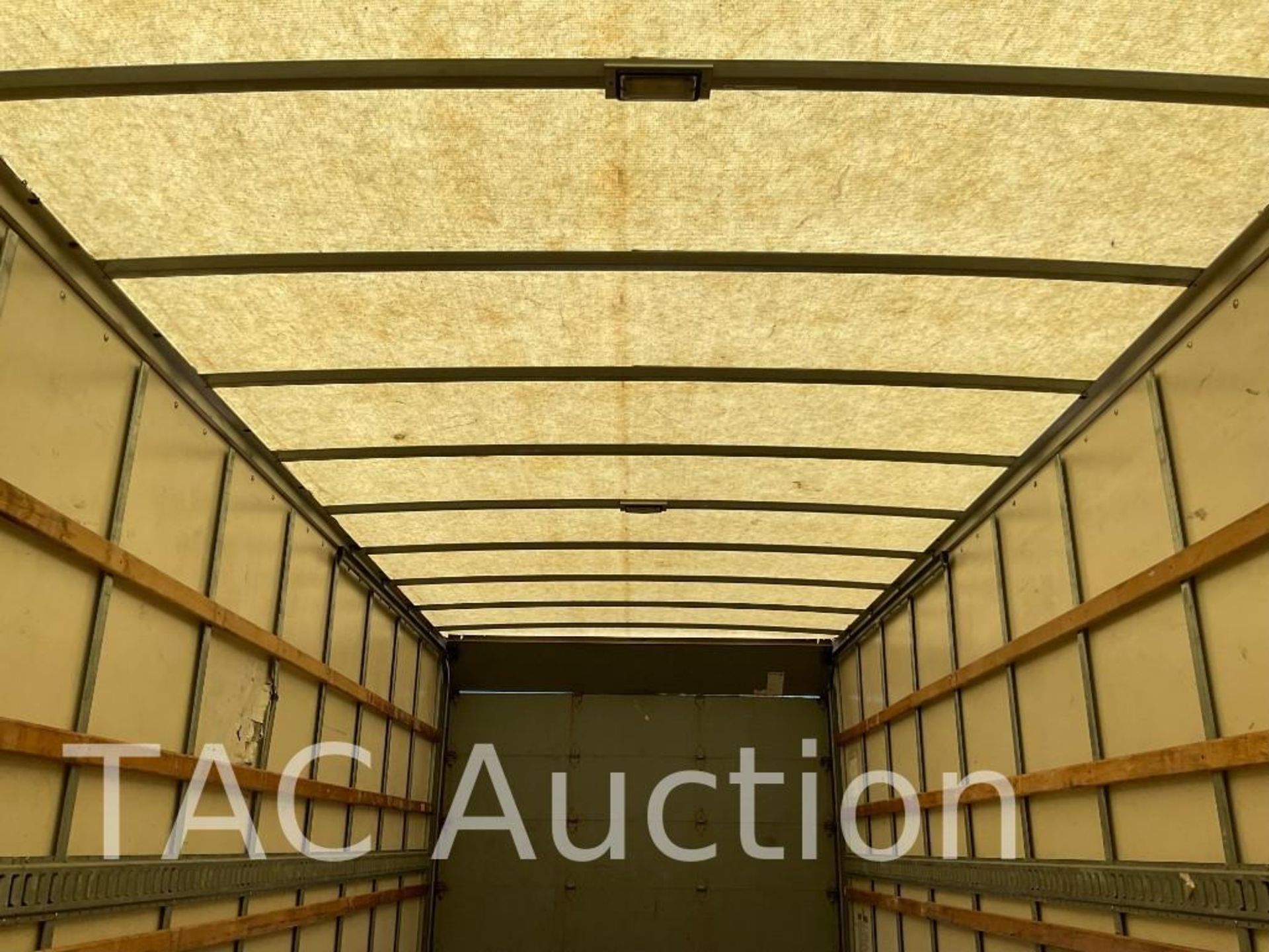 2017 International Durastar 4300 26ft Box Truck - Image 18 of 56