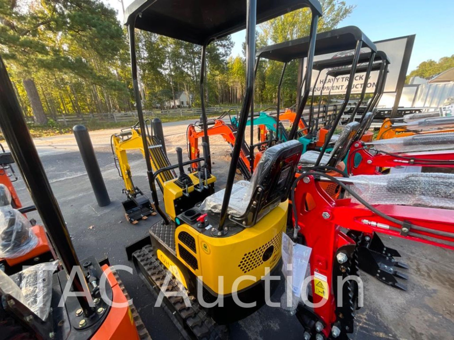 New Agrotk QH12 Mini Excavator - Image 3 of 15