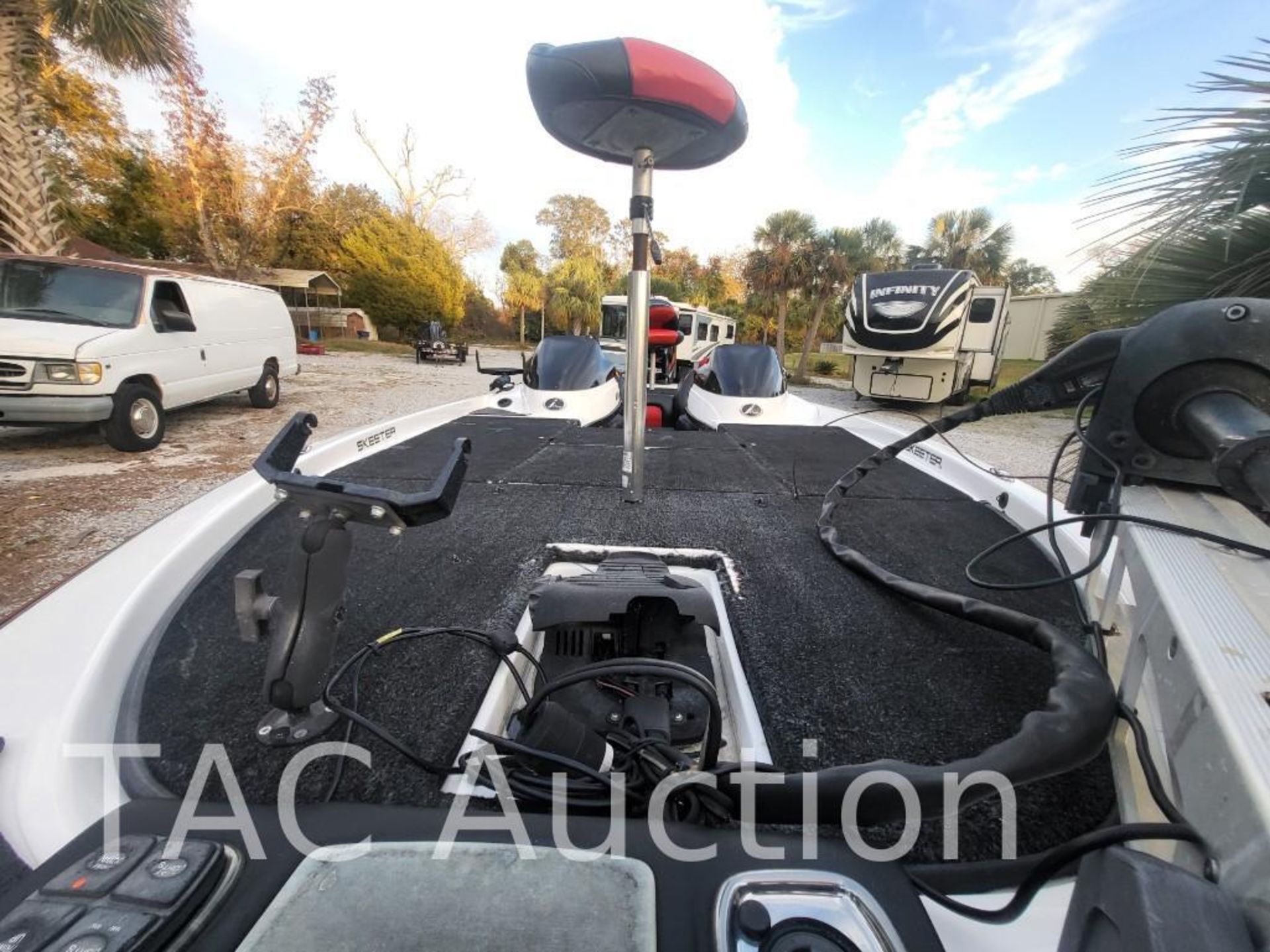 2009 20ft Skeeter 20i Bass Boat W/ Trailer - Image 49 of 91