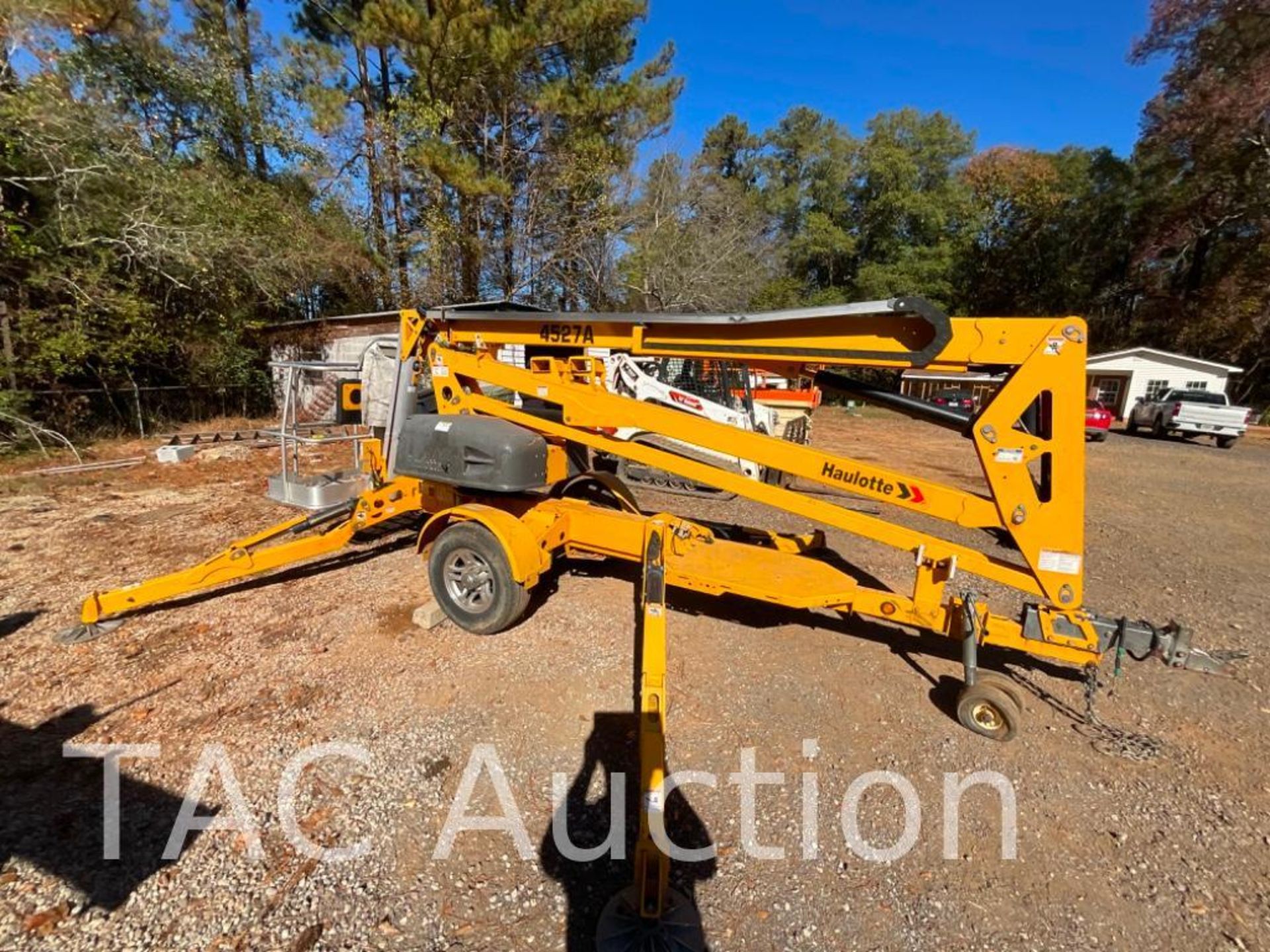 2017 Haulotte 45A17 Towable Articulated/Telescopic Boom Lift - Image 2 of 13