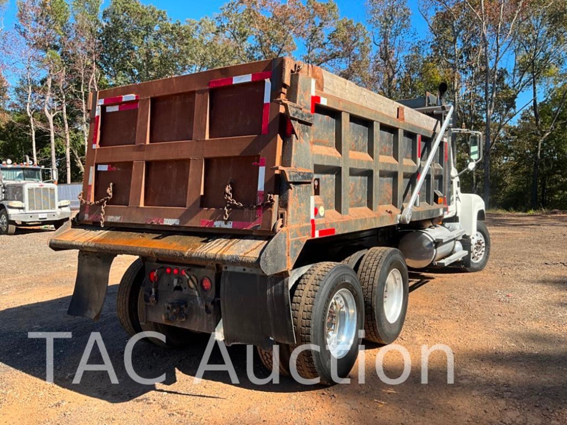 2007 Mack CHN613 Dump Truck - Image 5 of 87