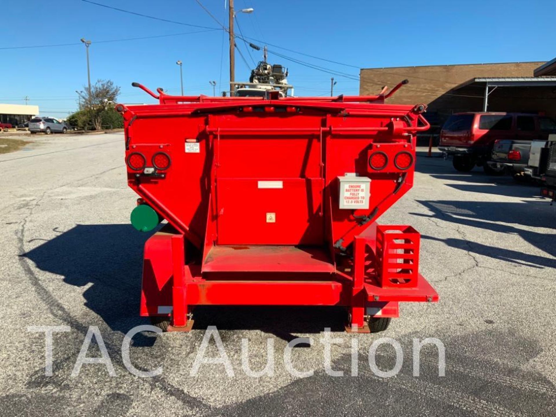 2010 4 Ton Falcon Towable Asphalt Recycler and Hot Box Trailer - Image 4 of 29