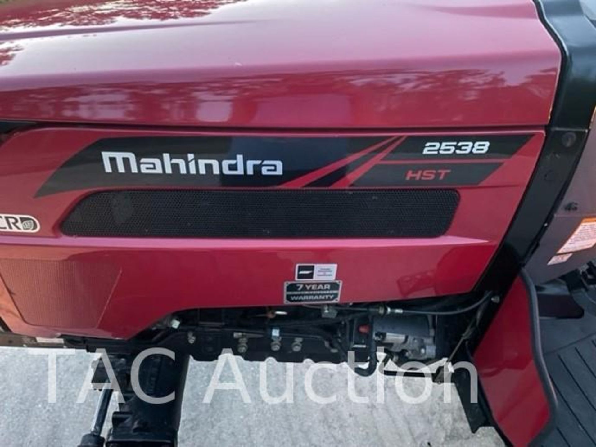 2020 Mahindra 2538 HST 4x4 Tractor - Image 11 of 24