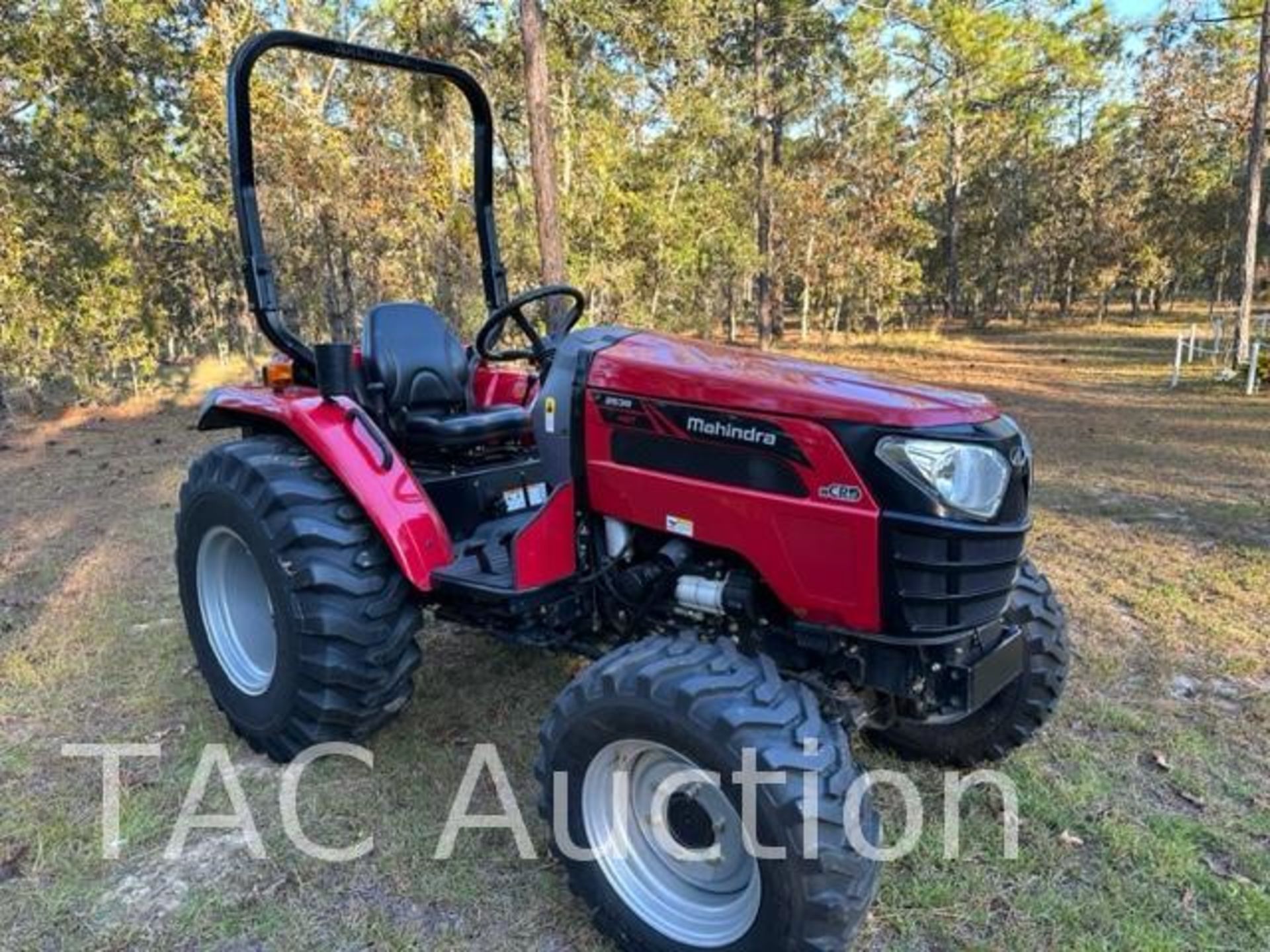 2020 Mahindra 2538 HST 4x4 Tractor - Image 7 of 24