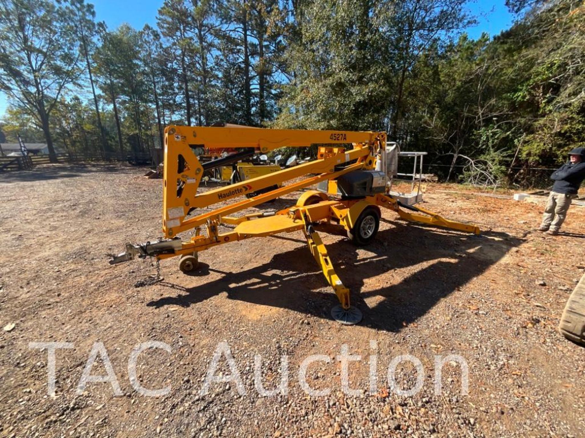 2017 Haulotte 45A17 Towable Articulated/Telescopic Boom Lift - Image 7 of 13