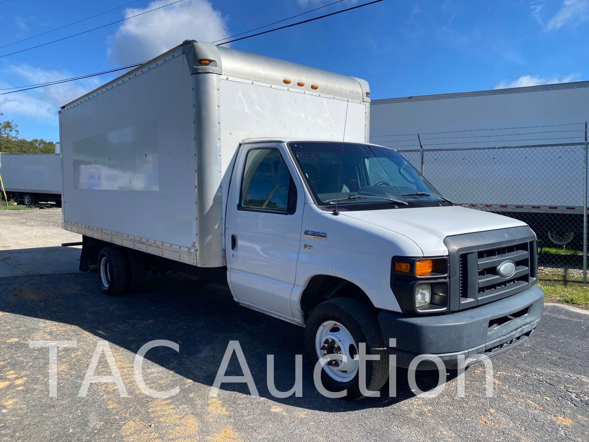 2014 Ford Econoline E-350 16ft Box Truck - Image 3 of 48