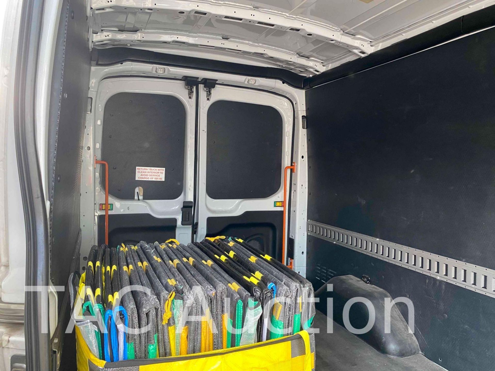 2019 Ford Transit 150 Cargo Van - Bild 16 aus 43