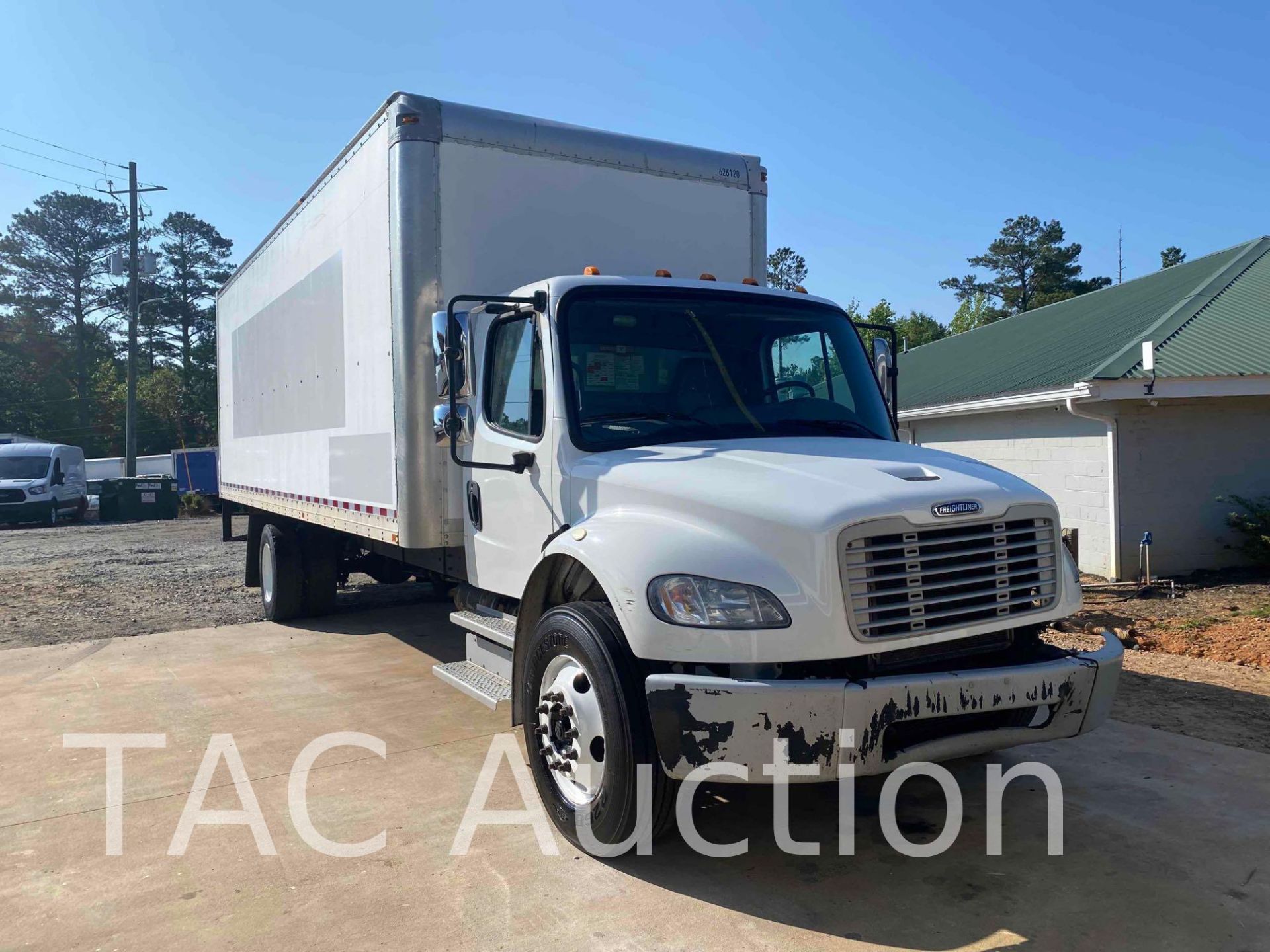 2016 Freightliner M2106 26ft Box Truck - Image 3 of 61