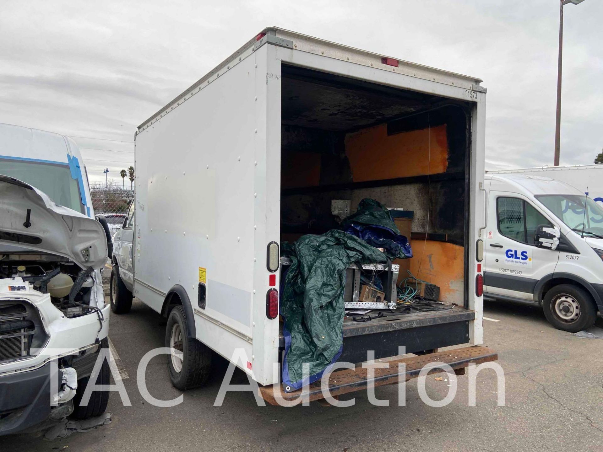 2014 Ford Econoline E-350 12ft Box Truck - Image 7 of 77