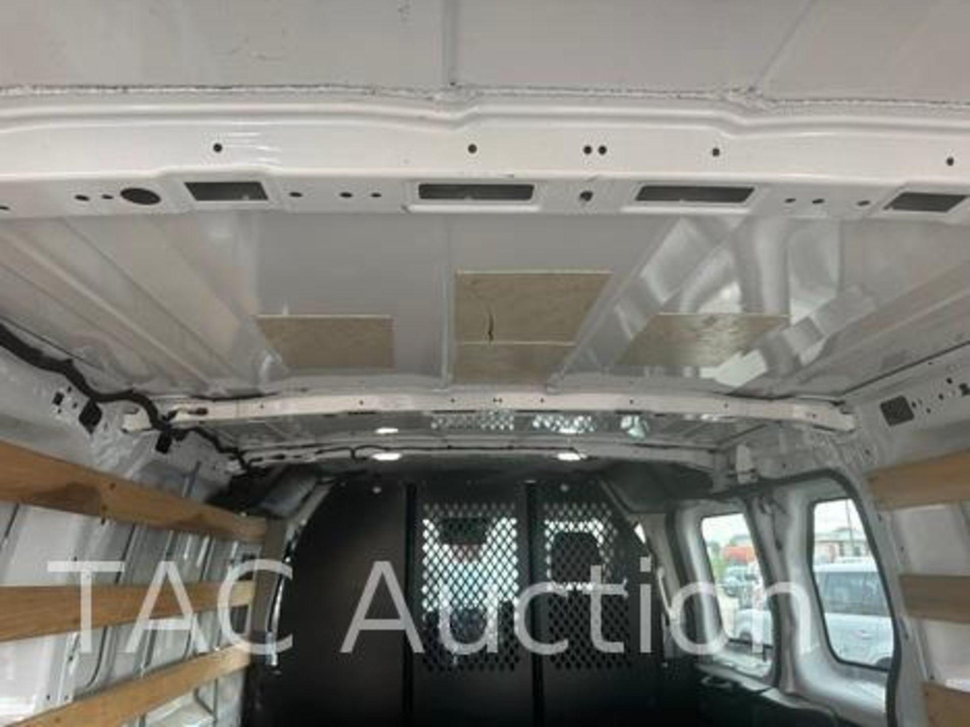 2019 Ford Transit 250 Low Roof Cargo Van - Bild 17 aus 57