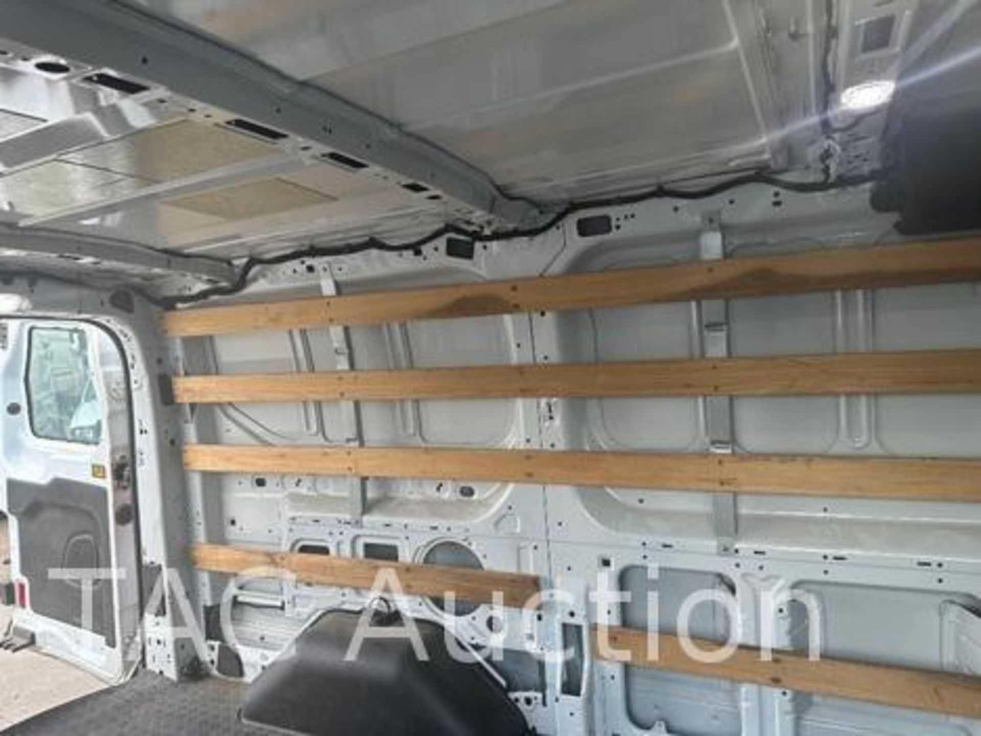 2019 Ford Transit 250 Low Roof Cargo Van - Bild 21 aus 57