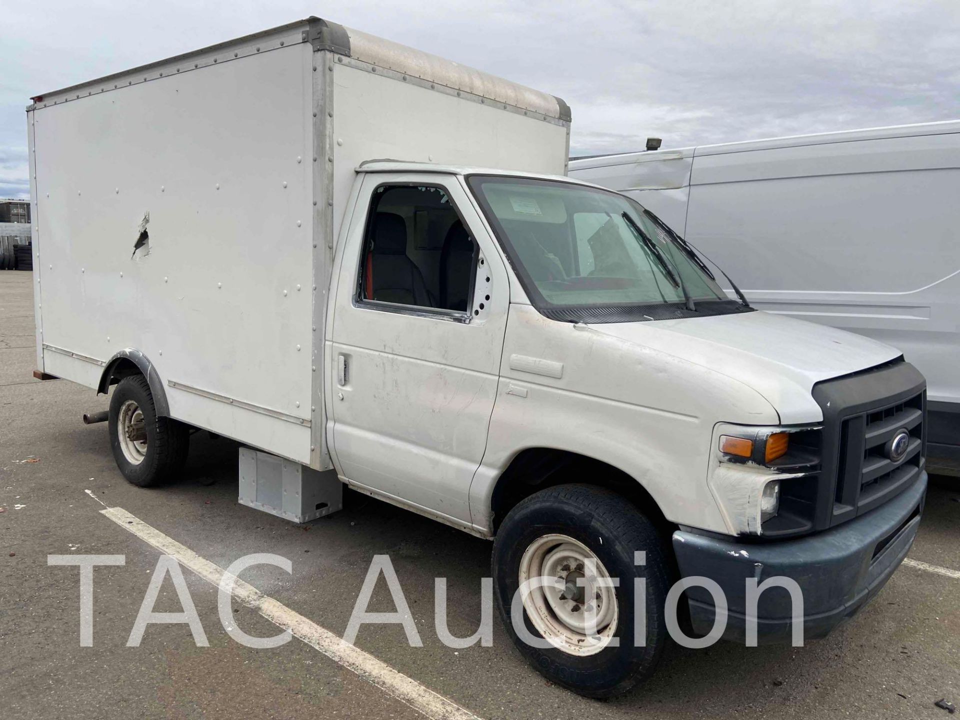 2014 Ford Econoline E-350 12ft Box Truck