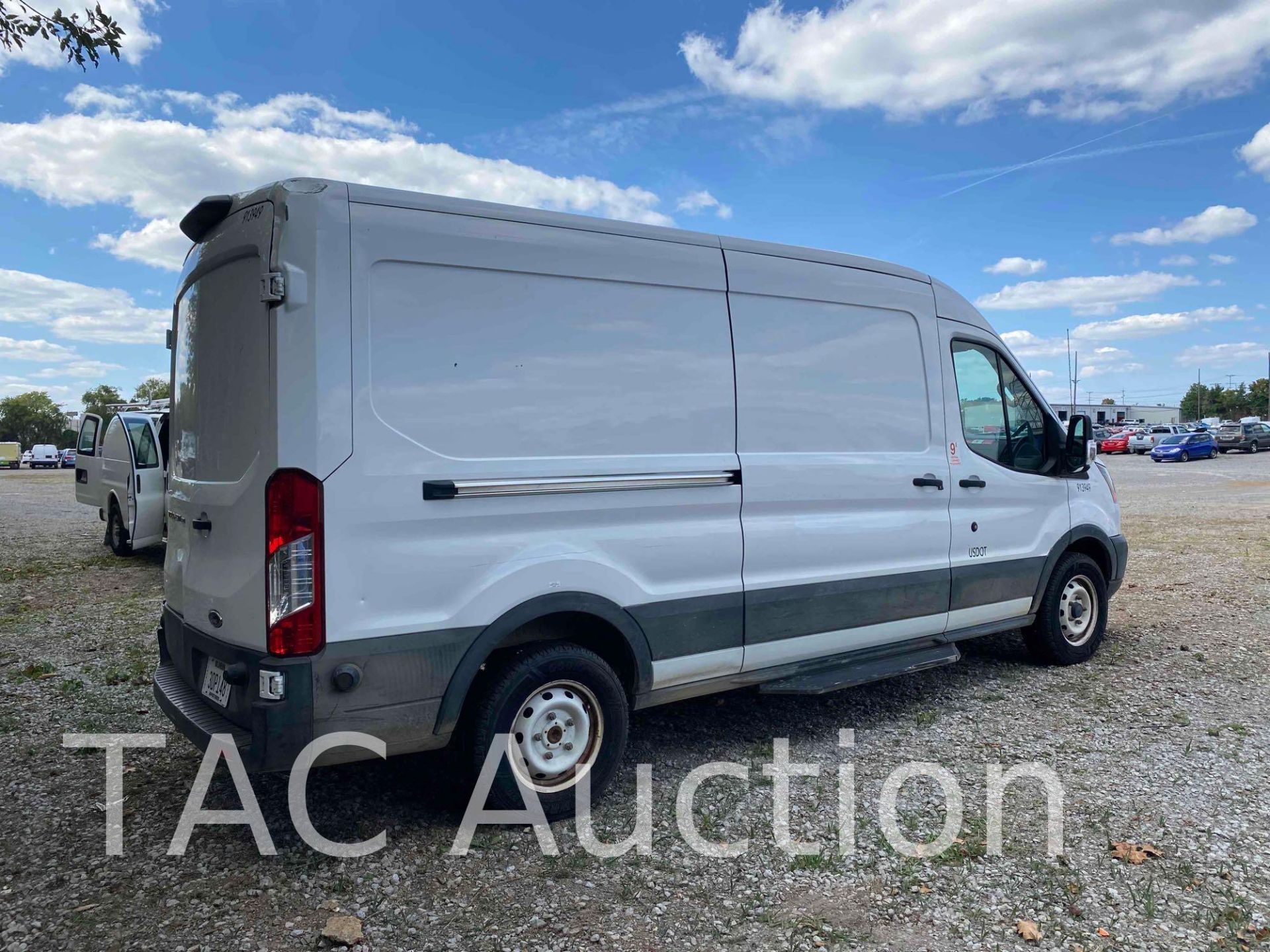 2019 Ford Transit 150 Cargo Van - Bild 4 aus 49