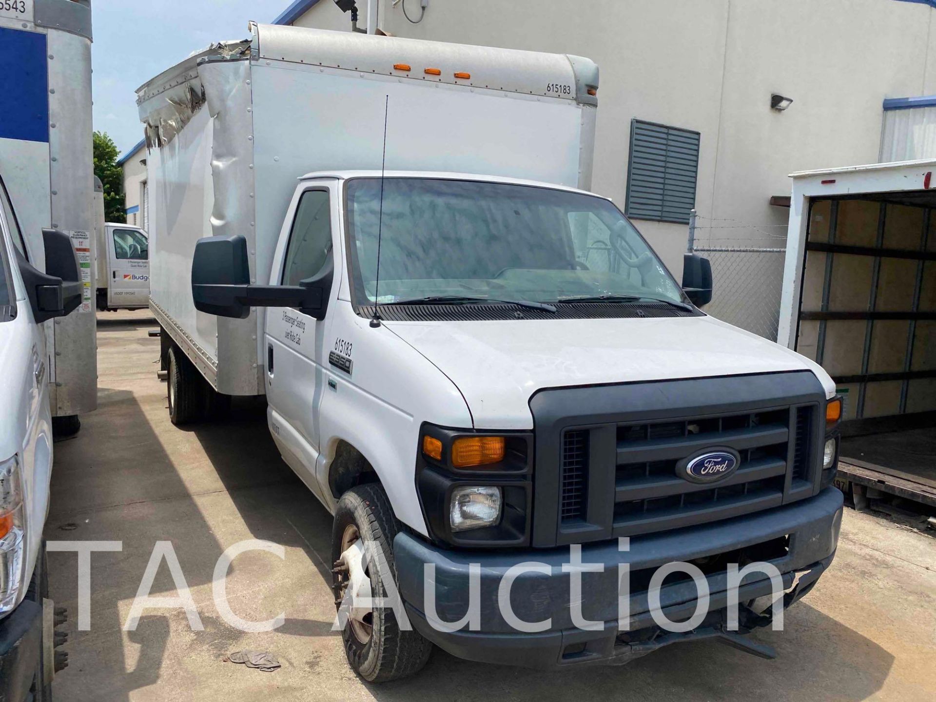 2016 Ford E-350 16ft Box Truck - Bild 3 aus 47