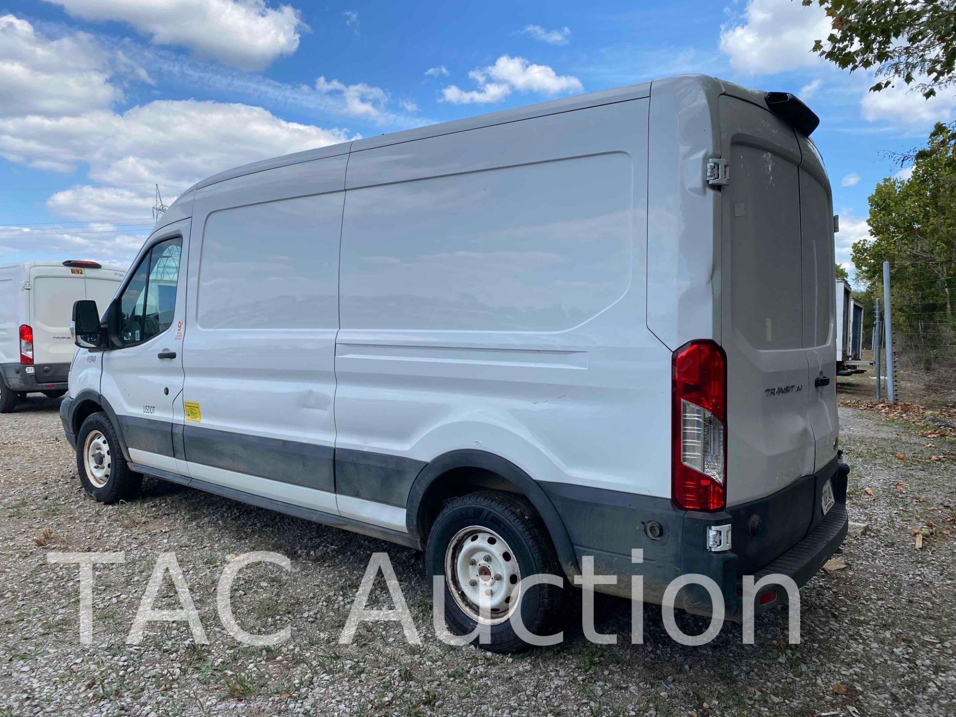 2019 Ford Transit 150 Cargo Van - Bild 6 aus 49