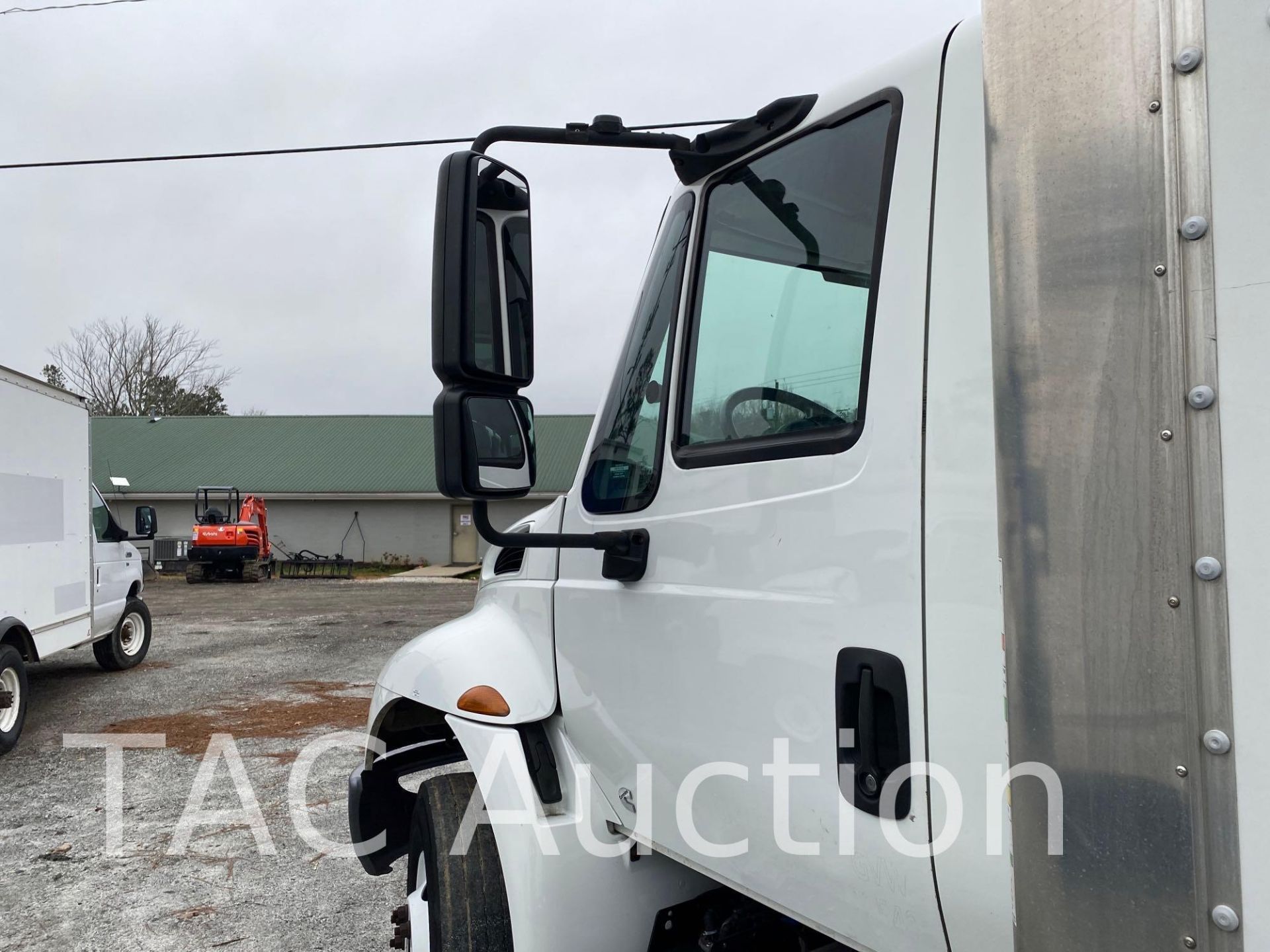 2019 International Durastar 4300 26ft Box Truck - Image 18 of 85