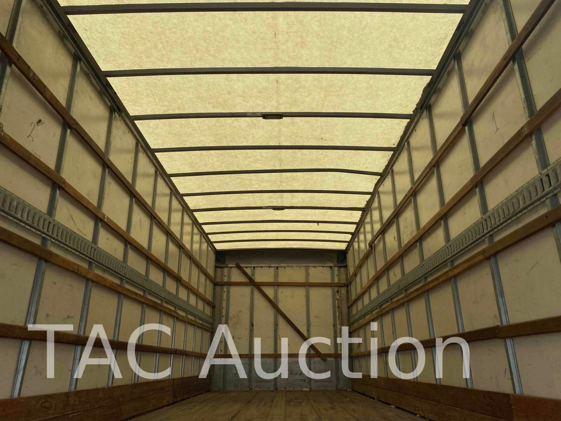 2017 International Durastar 4300 26ft Box Truck - Image 11 of 63